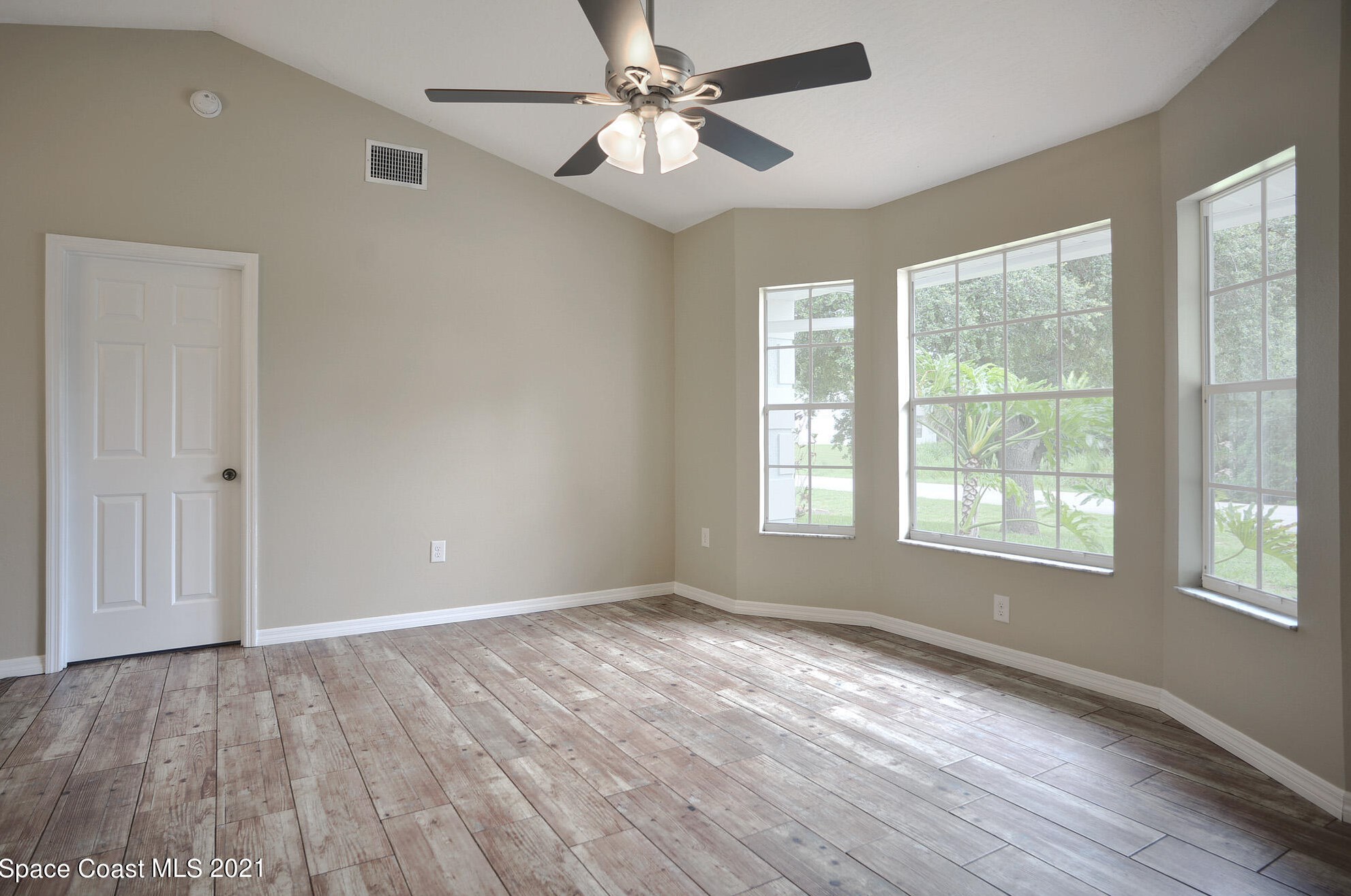 874 Altona St, Melbourne, FL 32907-9317