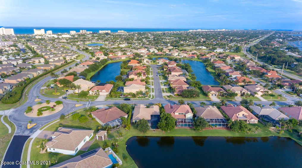 582 Oceanside Blvd, Melbourne, FL 32903-1834