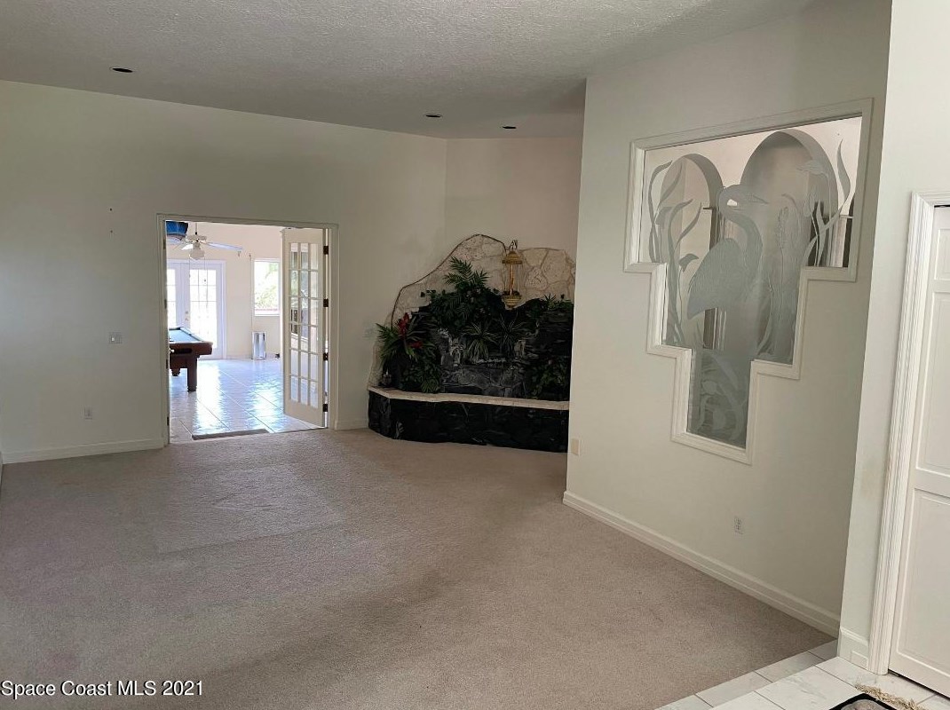 725 River Oaks Ln, Merritt Island, FL 32953