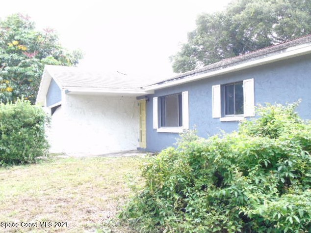 267 Riley Ave, Melbourne, FL 32907-2236
