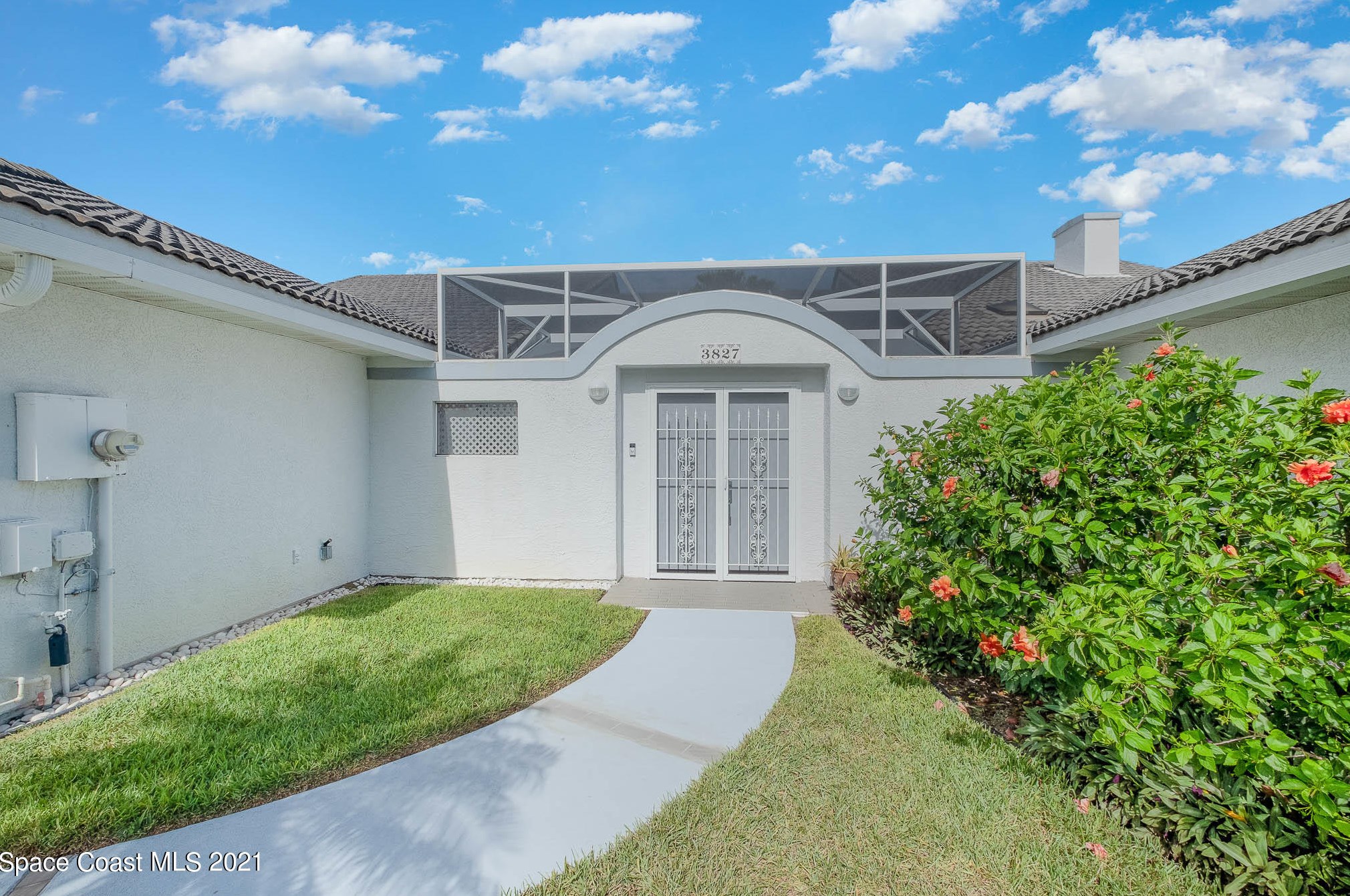 3827 Macfarlane St, Melbourne, FL 32951-3140