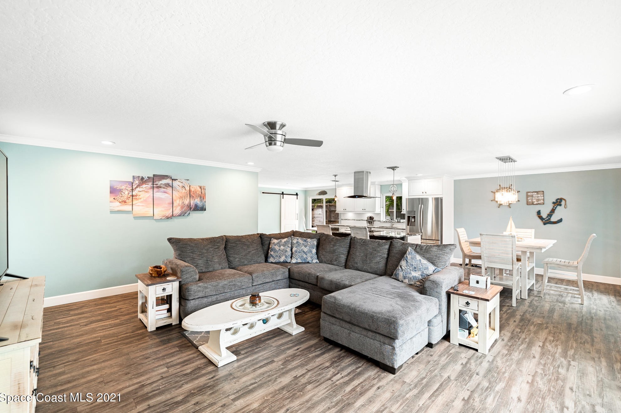 552 Sonora Cir, Melbourne, FL 32903-3723