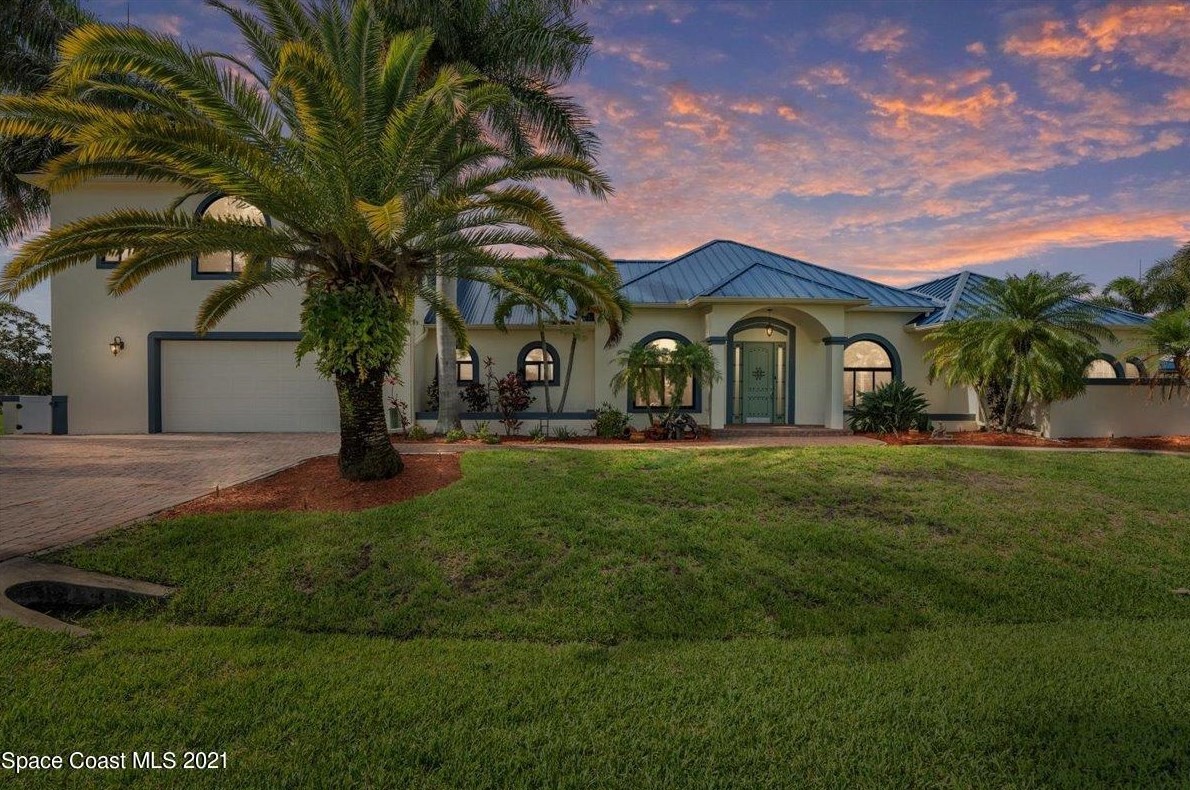 1610 Sun Pointe Pl, Merritt Island, FL 32952-5941