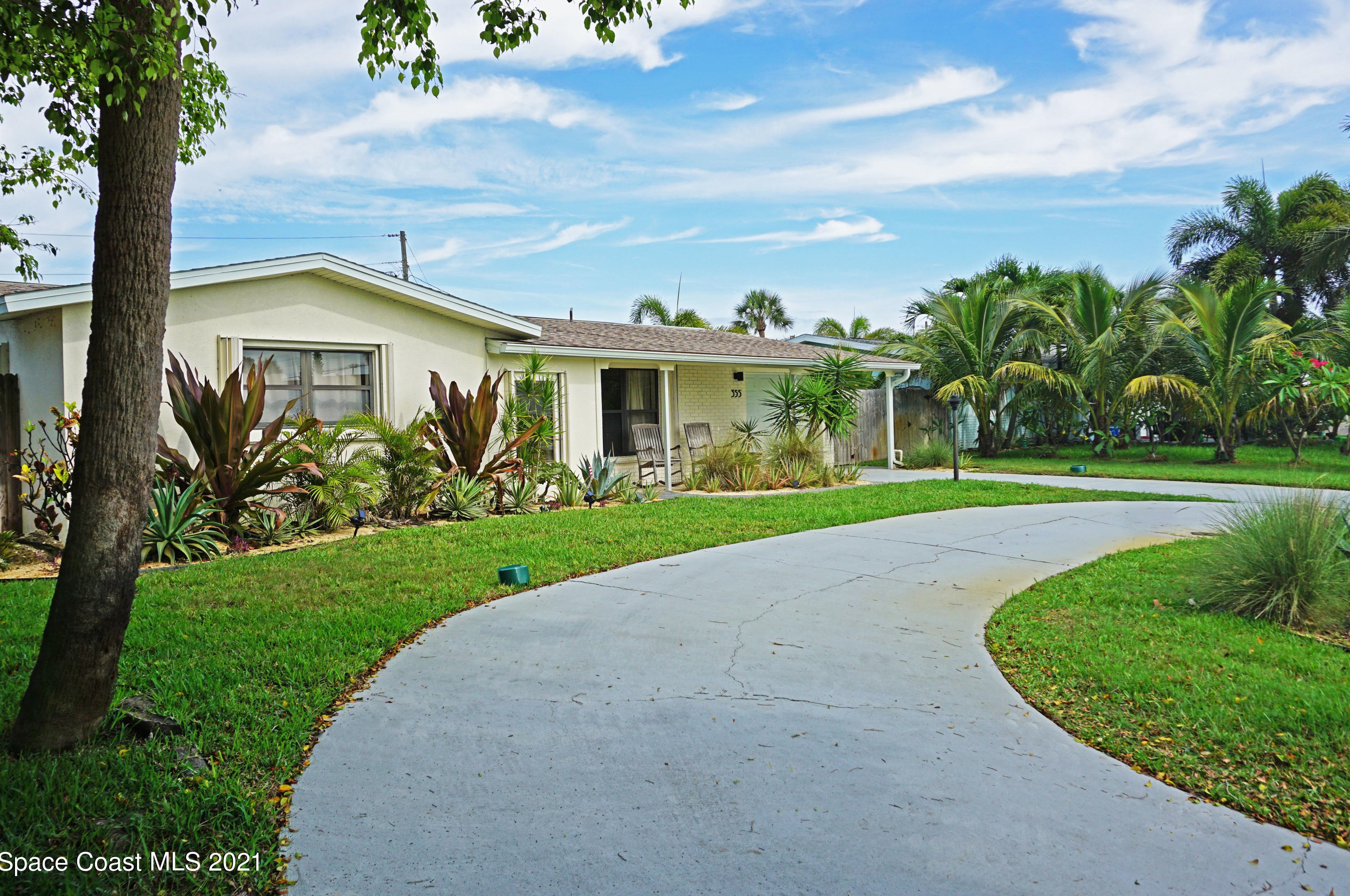 355 Ocean Spray Ave, Melbourne, FL 32937-3226