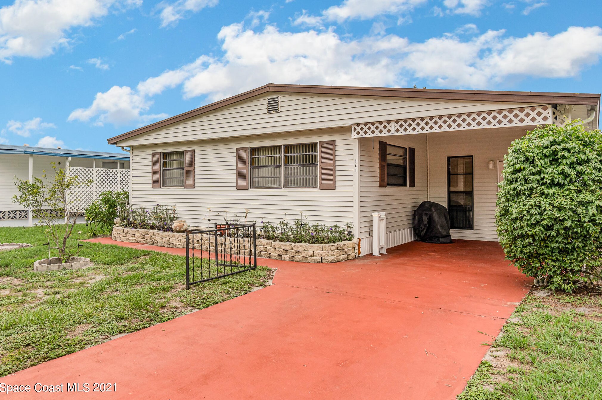 141 Holiday Park Blvd, Melbourne, FL 32907-2116