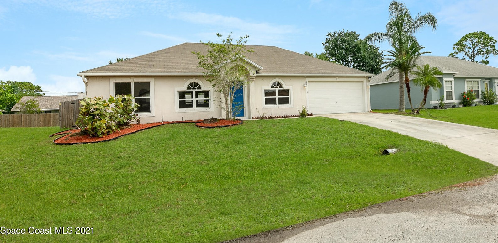 769 Norse St, Melbourne, FL 32907-8260