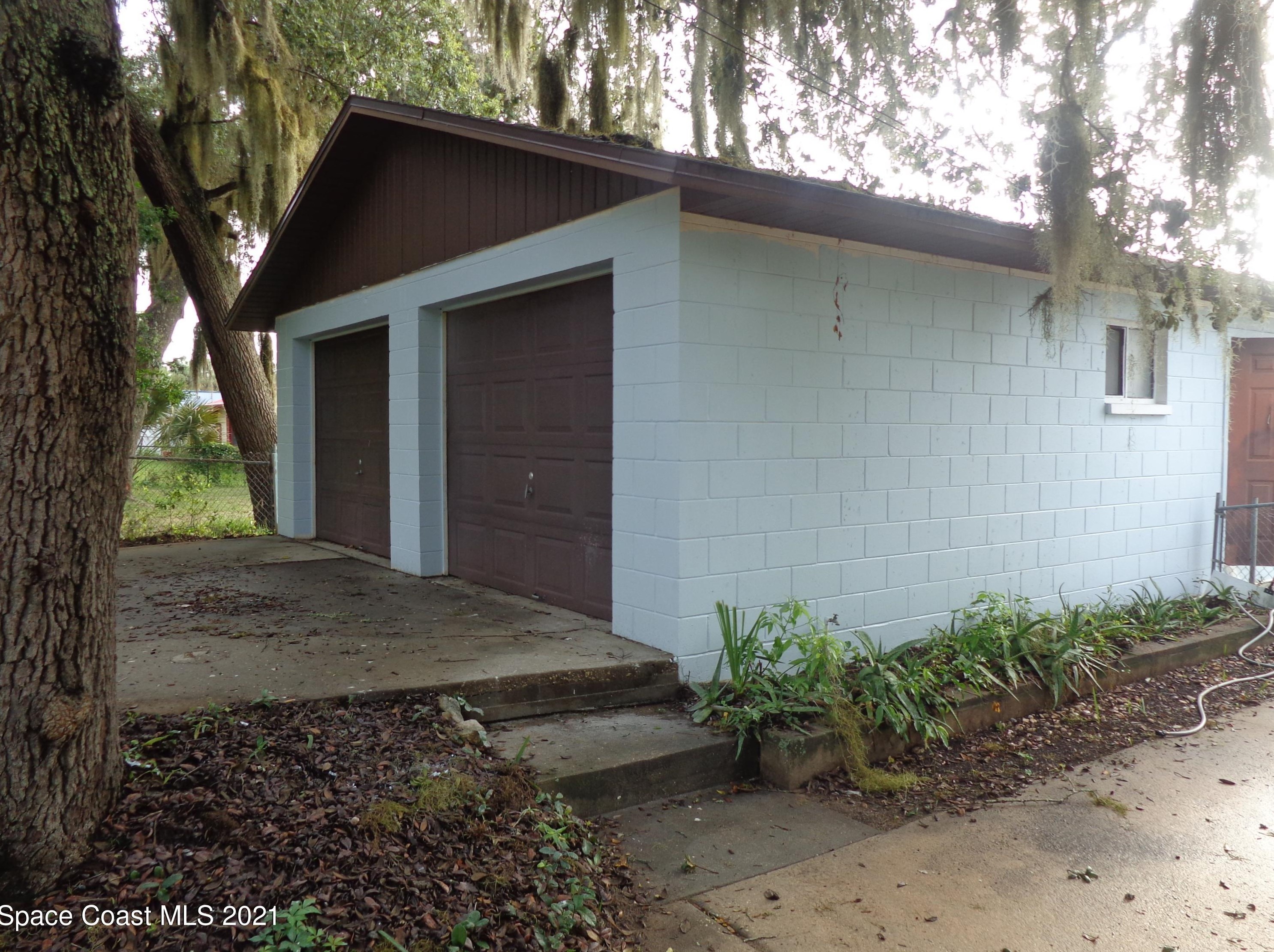 103 S Mantor Ave, Titusville, FL 32796