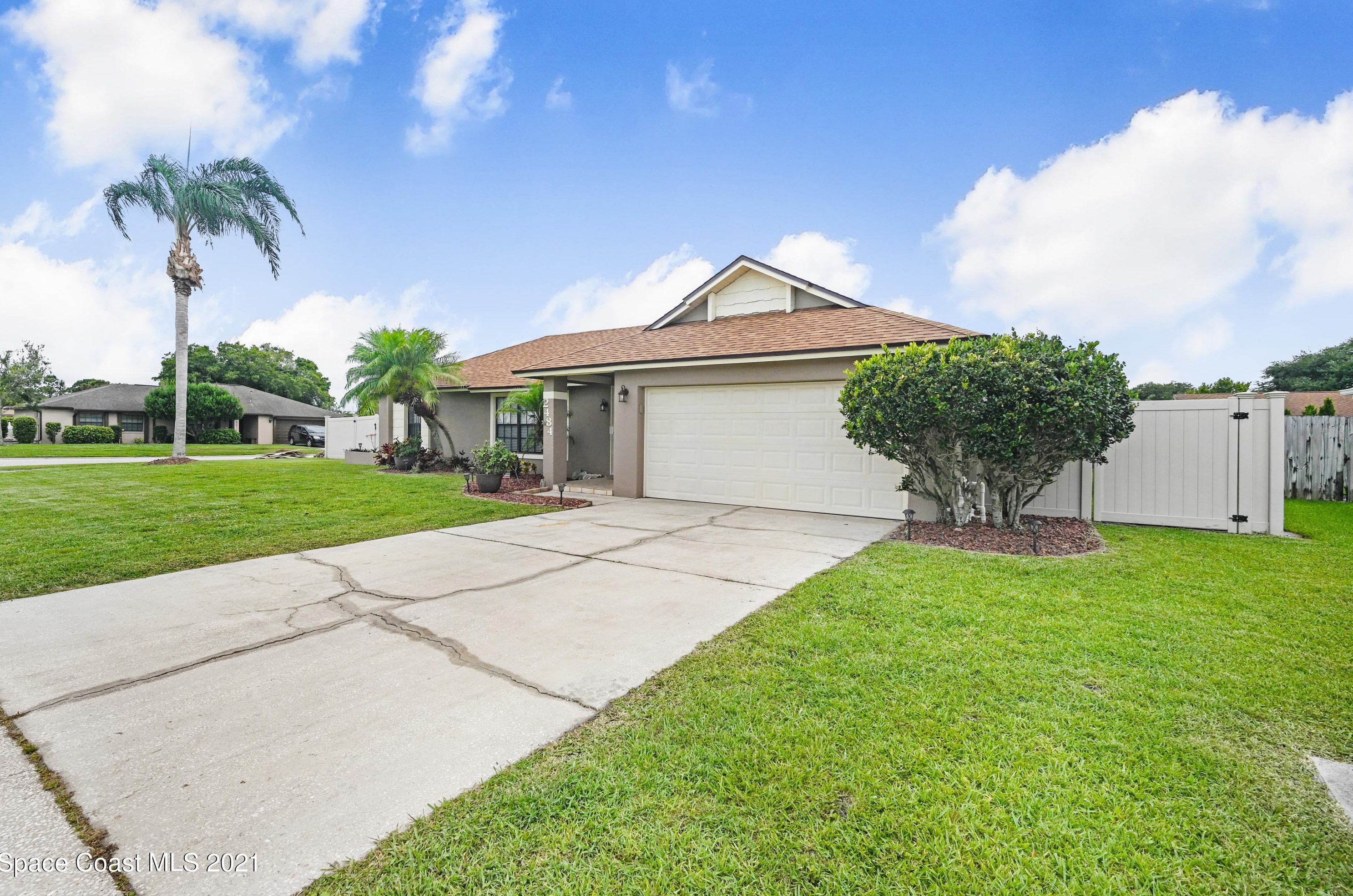 2484 Longwood Blvd, Melbourne, FL 32934-8278