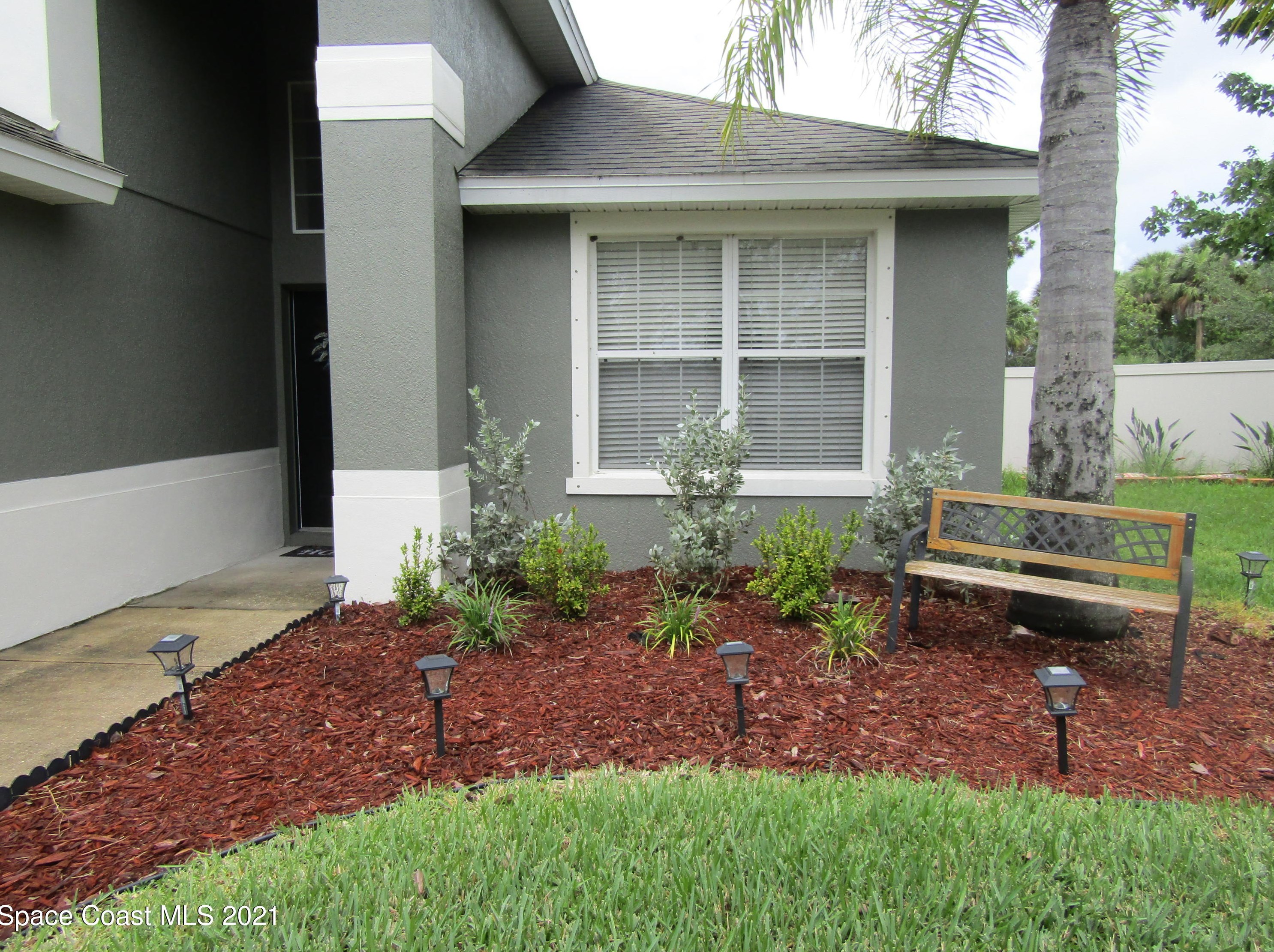 305 Wishing Well Cir, Melbourne, FL 32908-6419