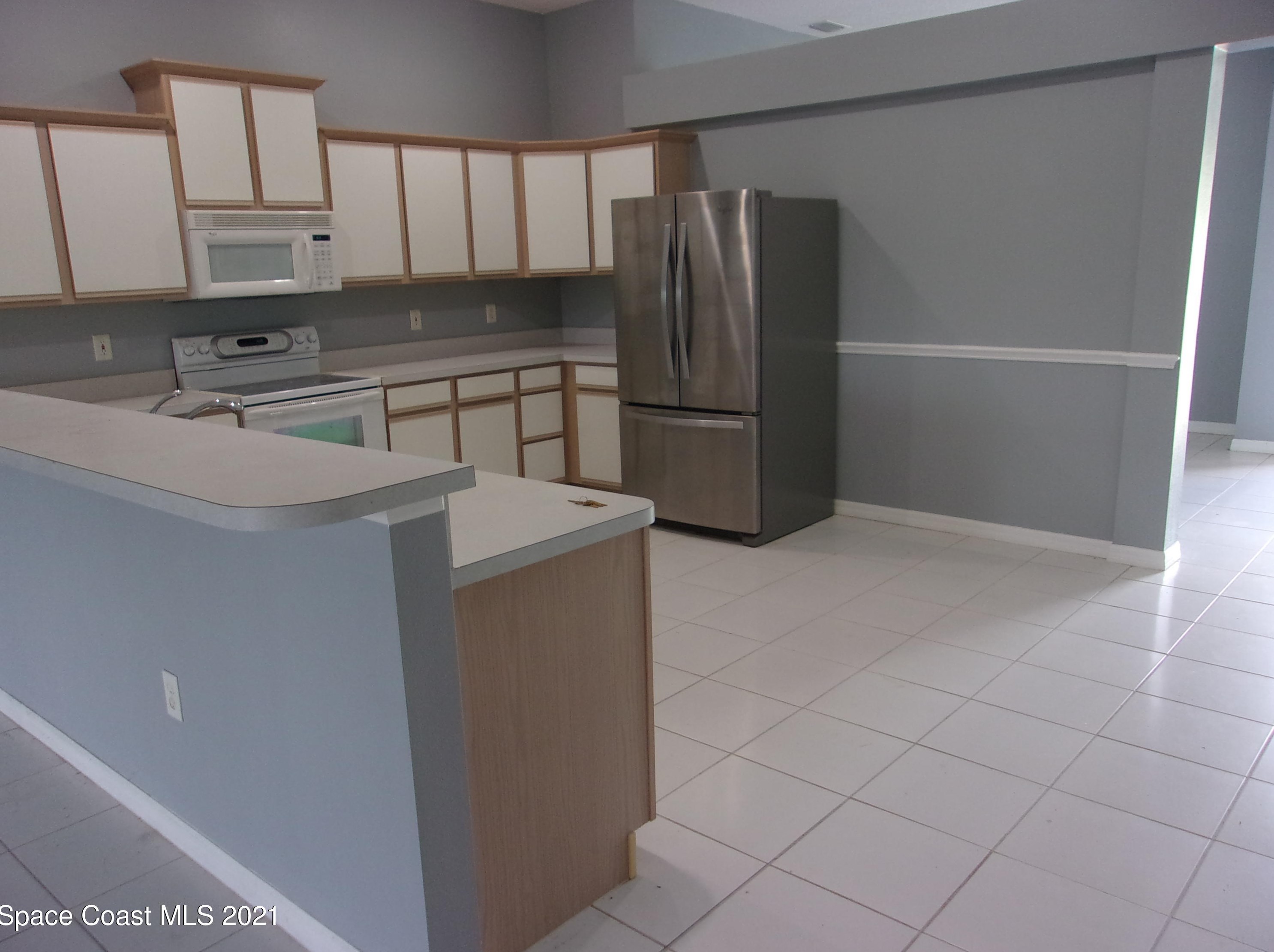 5600 River Oaks Dr, Titusville, FL 32780