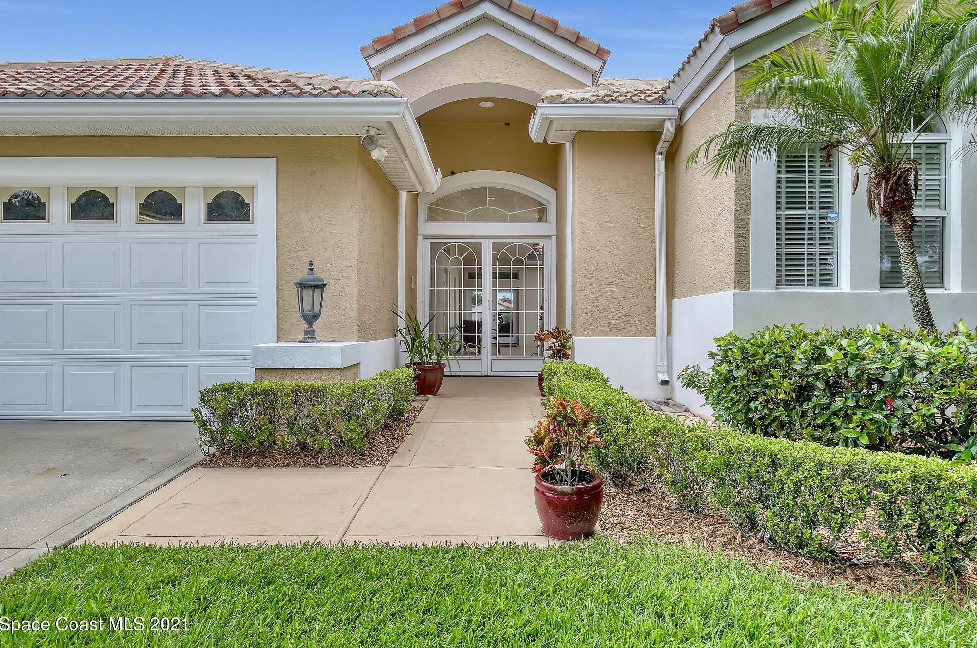 718 Spanish Cove Dr, Melbourne, FL 32940-1611