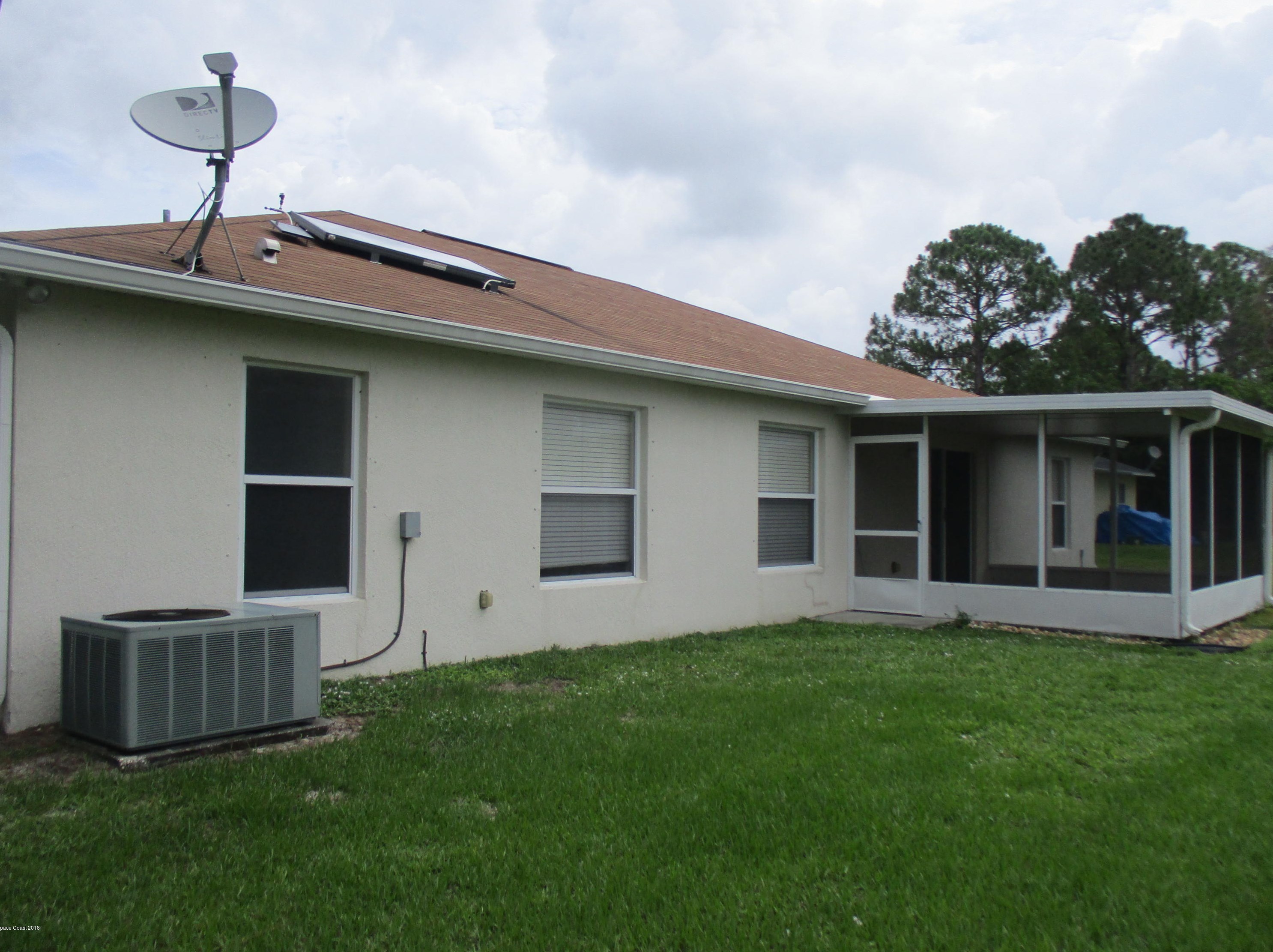 142 Brescia St Ne, Melbourne, FL 32907