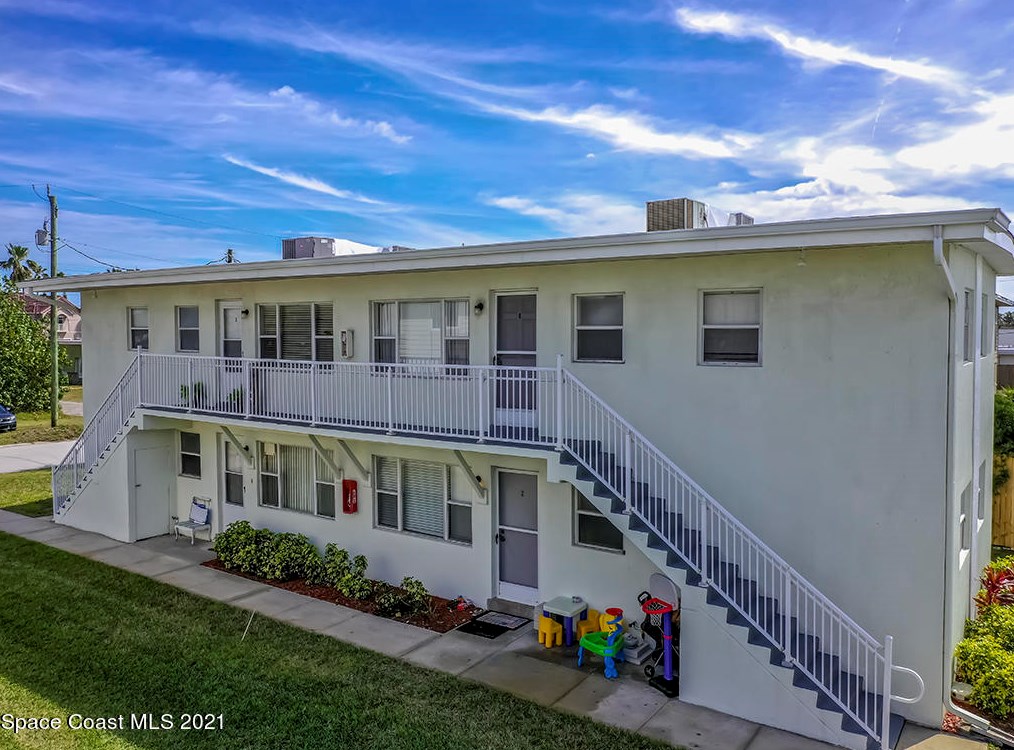 651 Palm Dr #c1, Melbourne, FL 32937