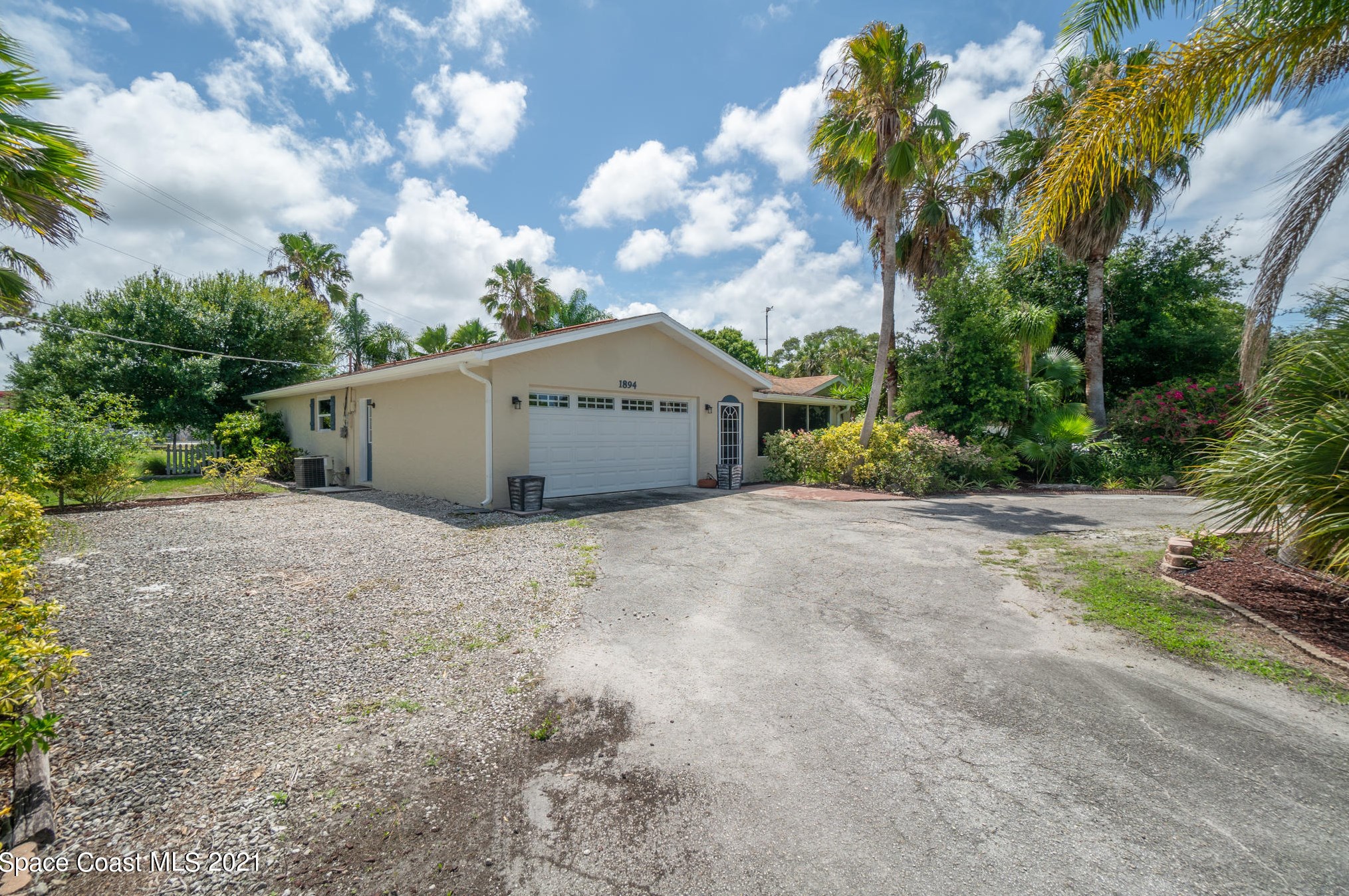 1894 Shayne Ln, Melbourne, FL 32905-4626