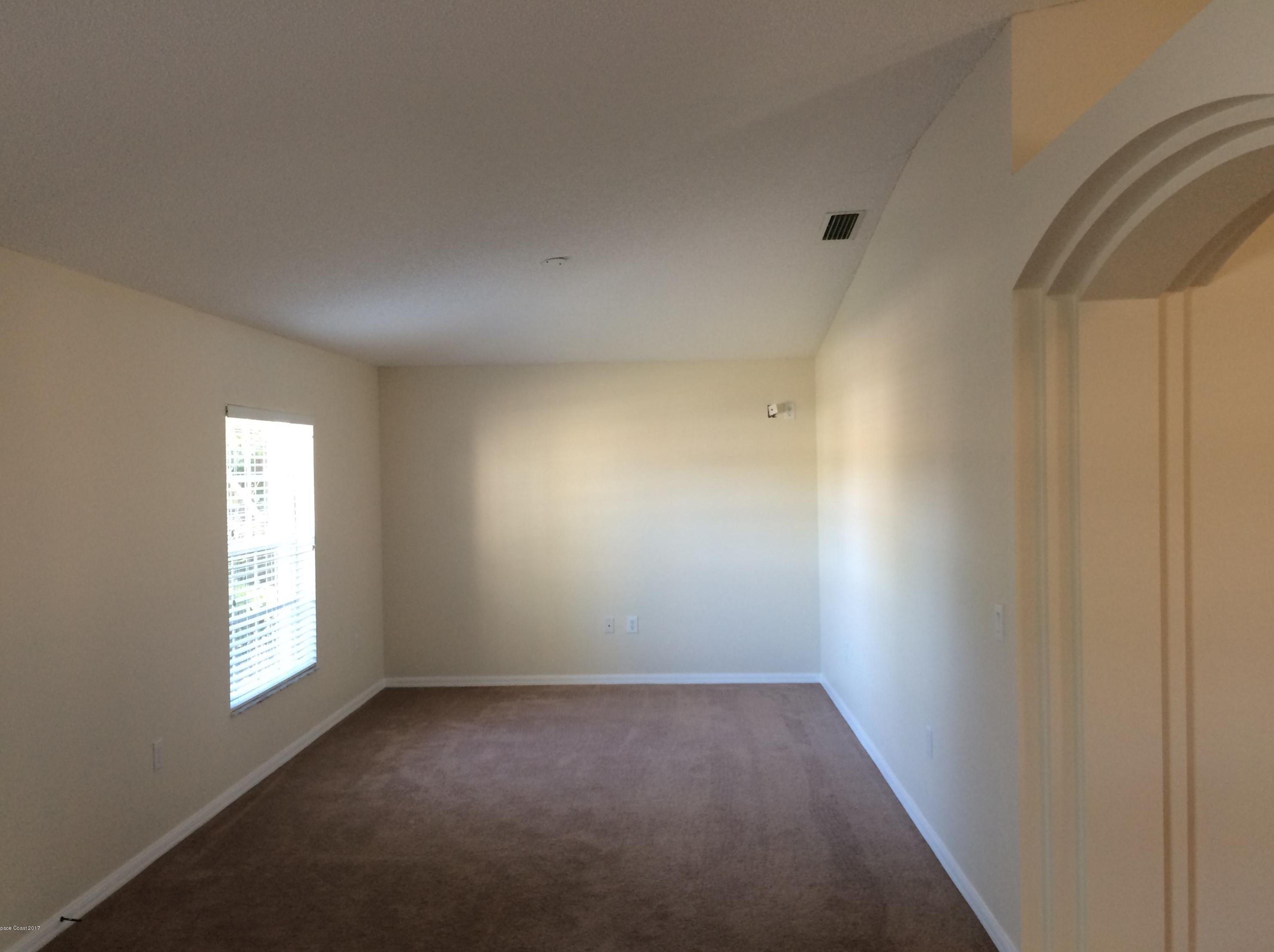 1724 Taymouth St Nw, Melbourne, FL 32907
