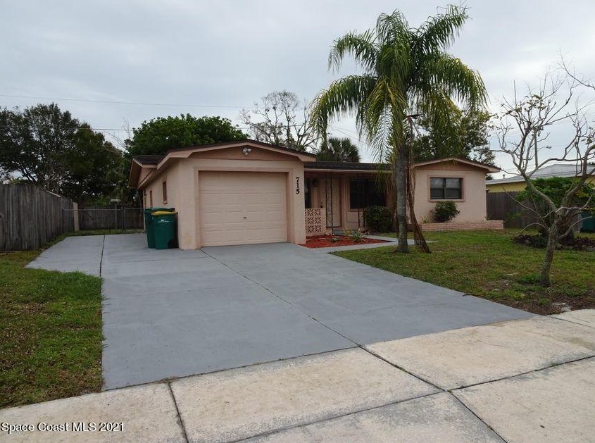 715 Clarke Ave, Melbourne, FL 32935
