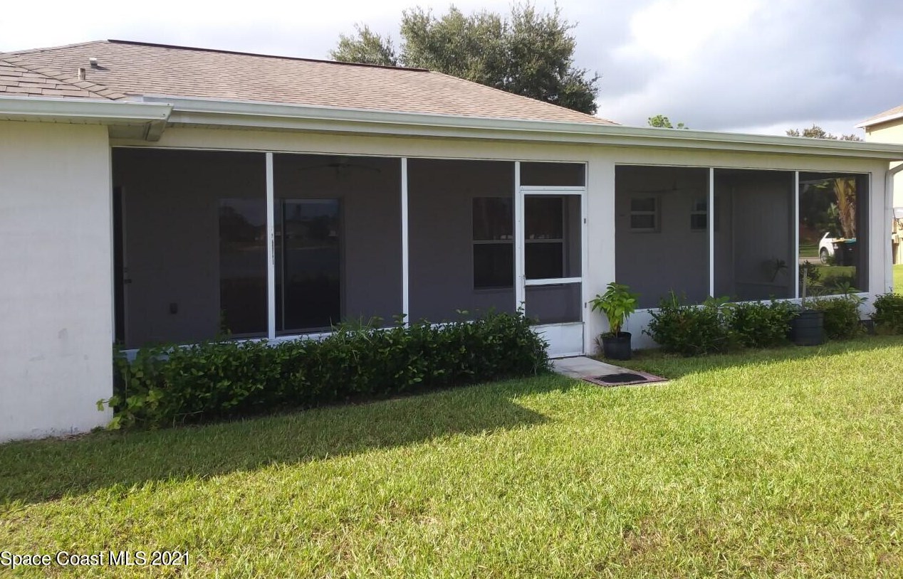 1625 Las Palmos Dr, Melbourne, FL 32908-1124