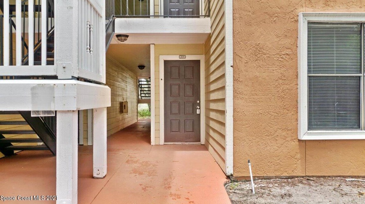 225 S Tropical Trail #204, Merritt Island, FL 32952