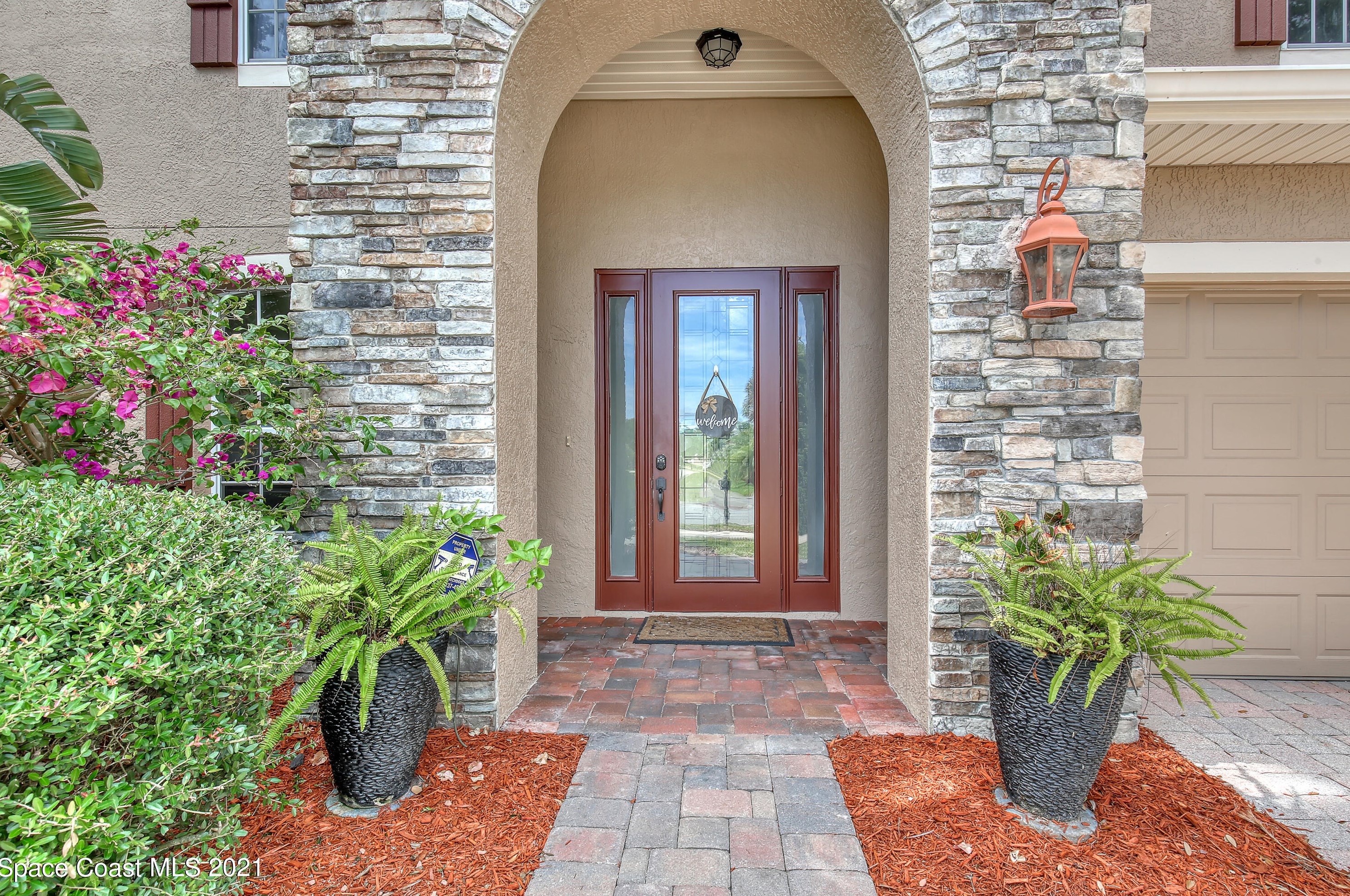 1209 Tipperary Dr, Melbourne FL  32940-6029 exterior