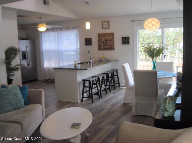 937 Patrick Dr, Melbourne FL  32937-3882 exterior