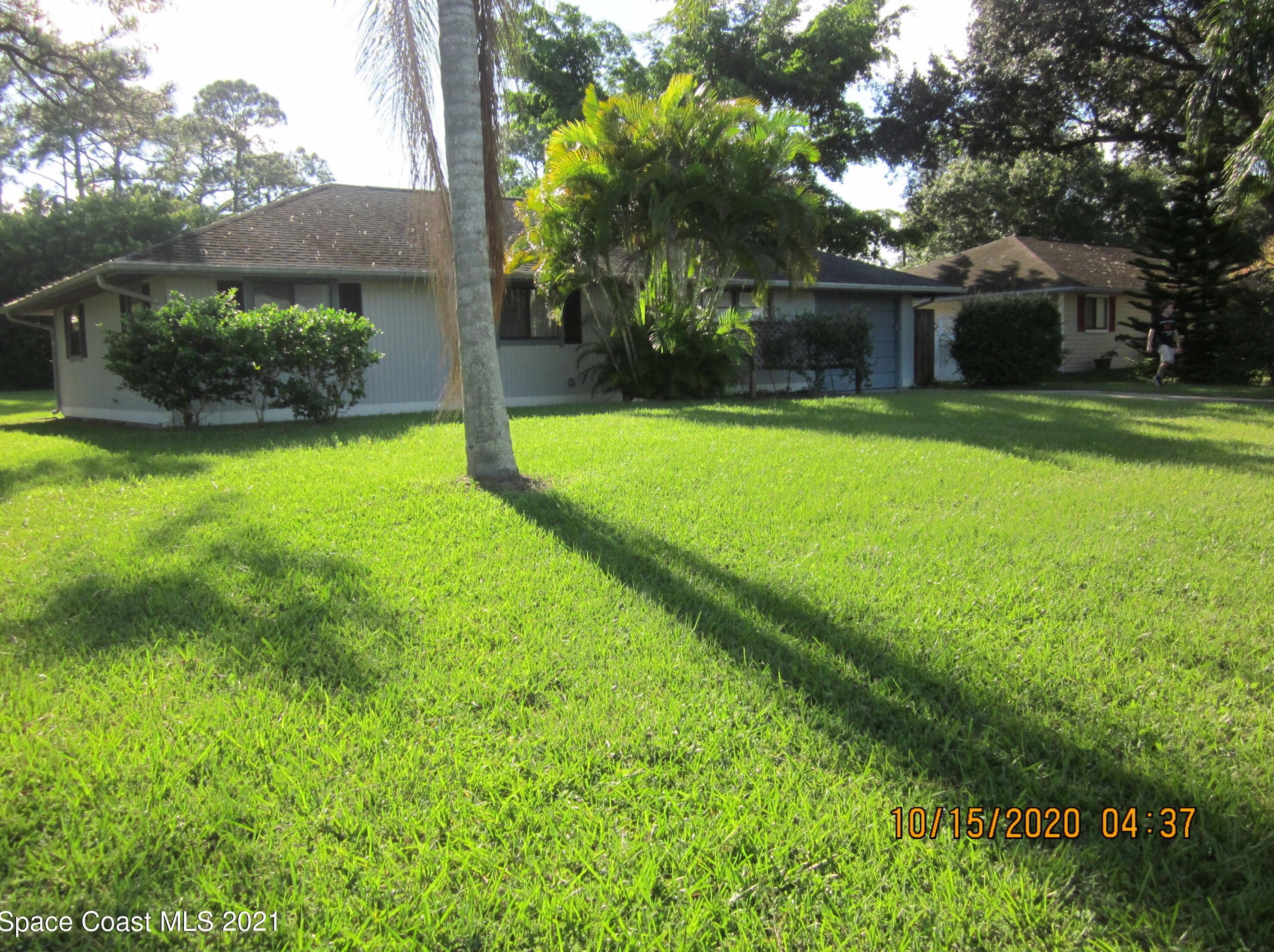 572 Avondale Rd Ne, Melbourne, FL 32907