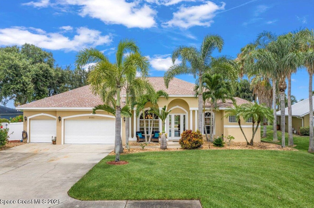 2580 S Courtenay Pkwy, Merritt Island, FL 32952