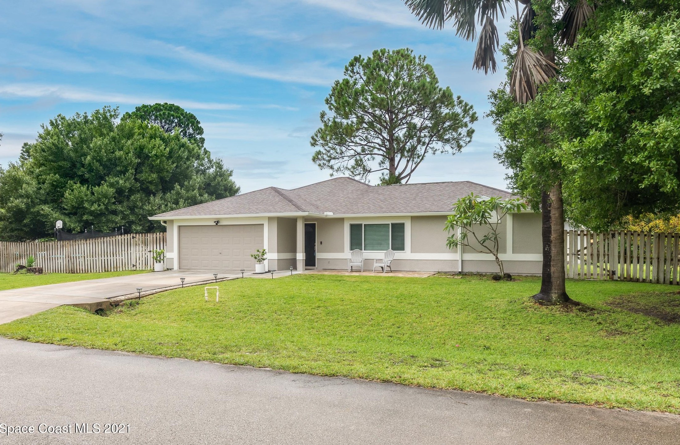 1370 Scranton St, Melbourne, FL 32908-6219