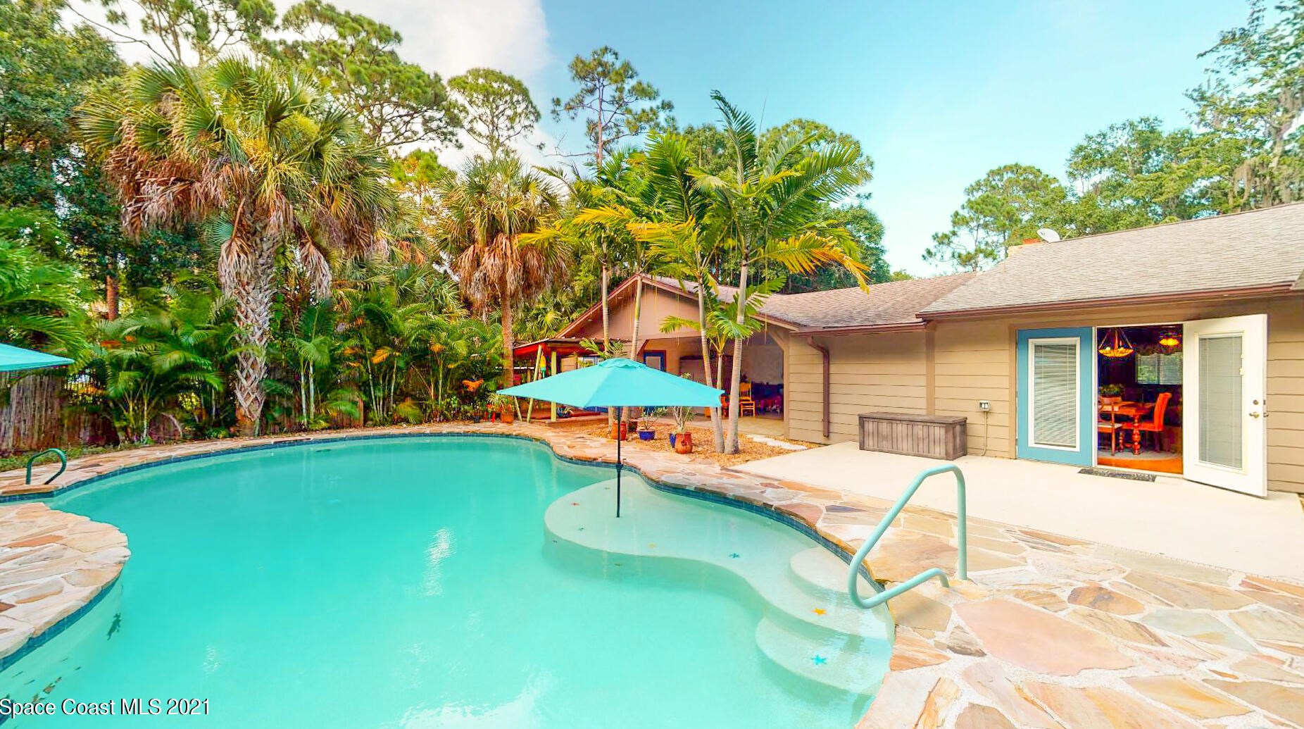 275 Valencia Rd, Melbourne, FL 32904-3330