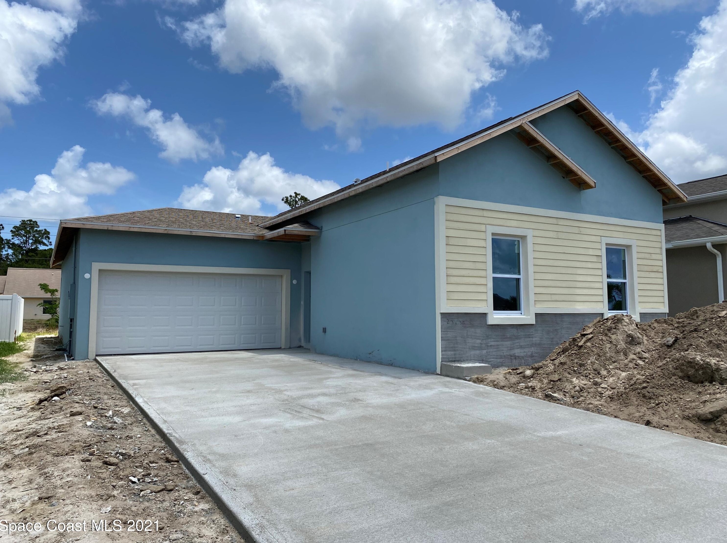 1397 Towton St, Melbourne, FL 32909-5663