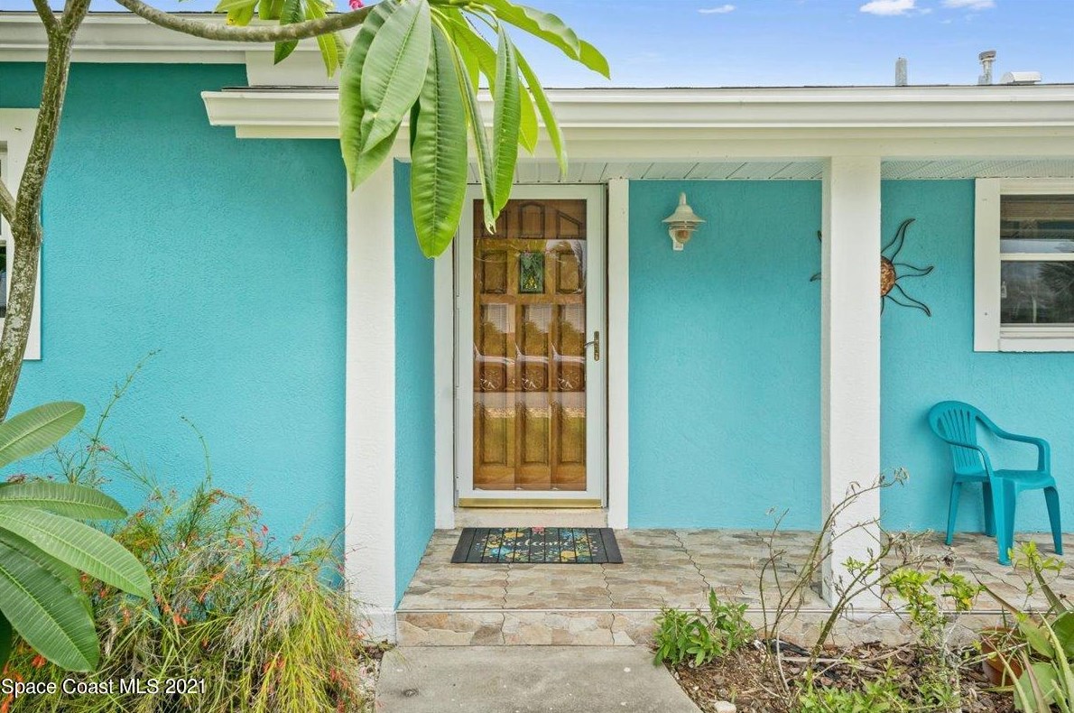 445 Carrioca Ct, Merritt Island, FL 32953-6129