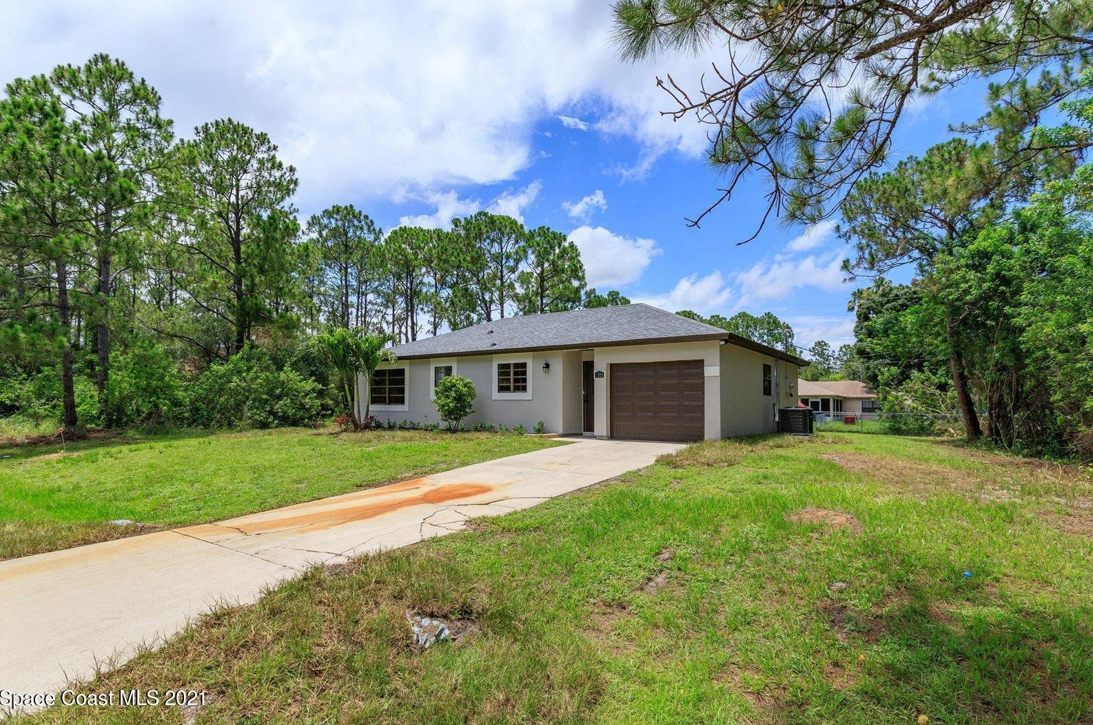 1165 Benedictine St, Melbourne, FL 32907-2736