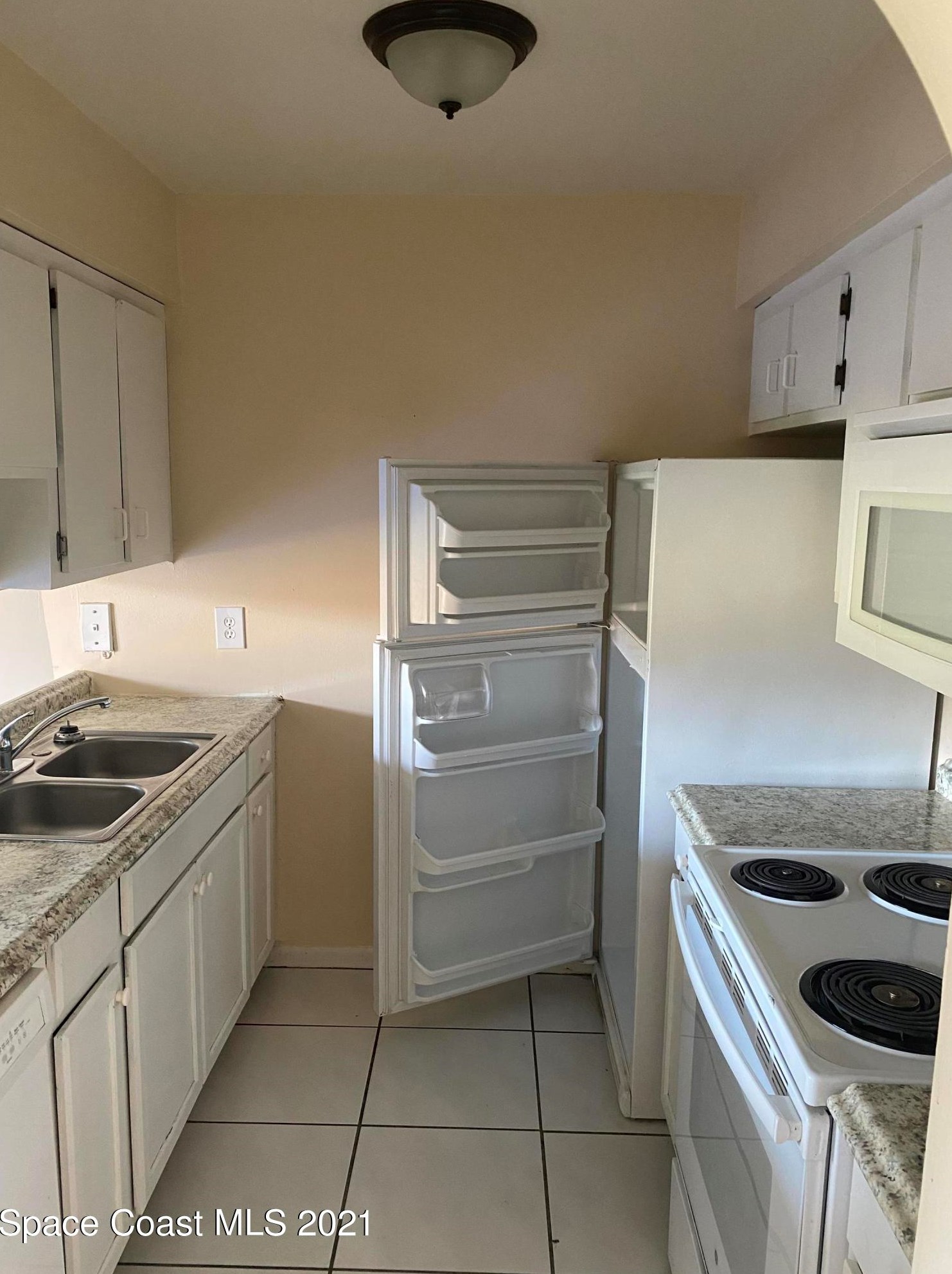 212 San Juan Cir, Melbourne FL  32935-5465 exterior