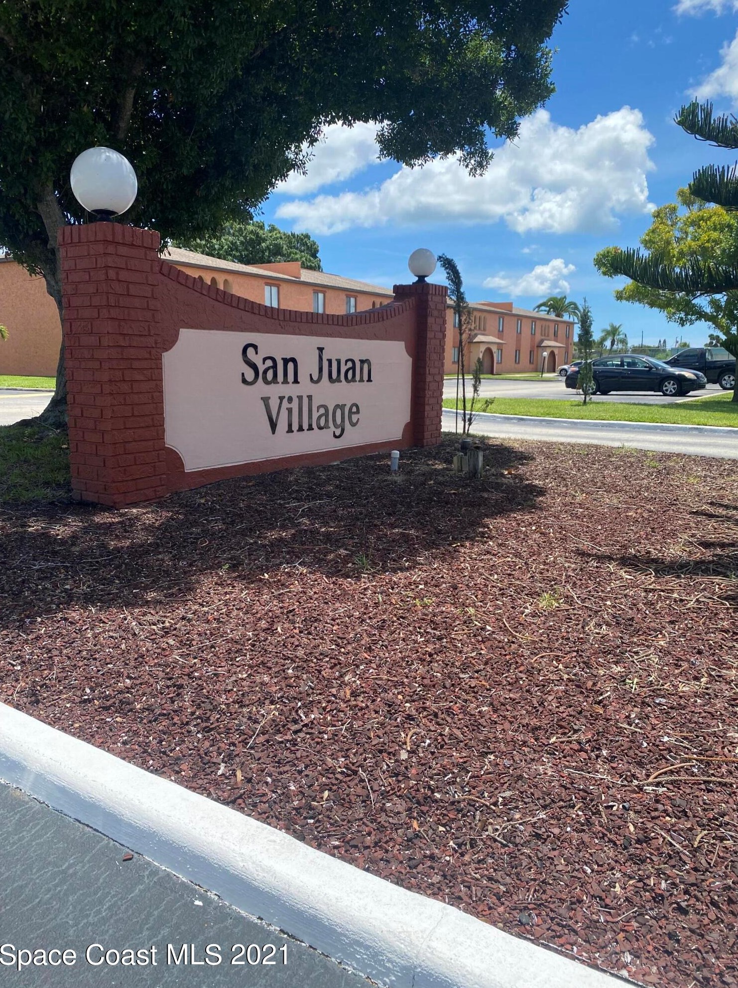 212 San Juan Cir, Melbourne FL  32935-5465 exterior