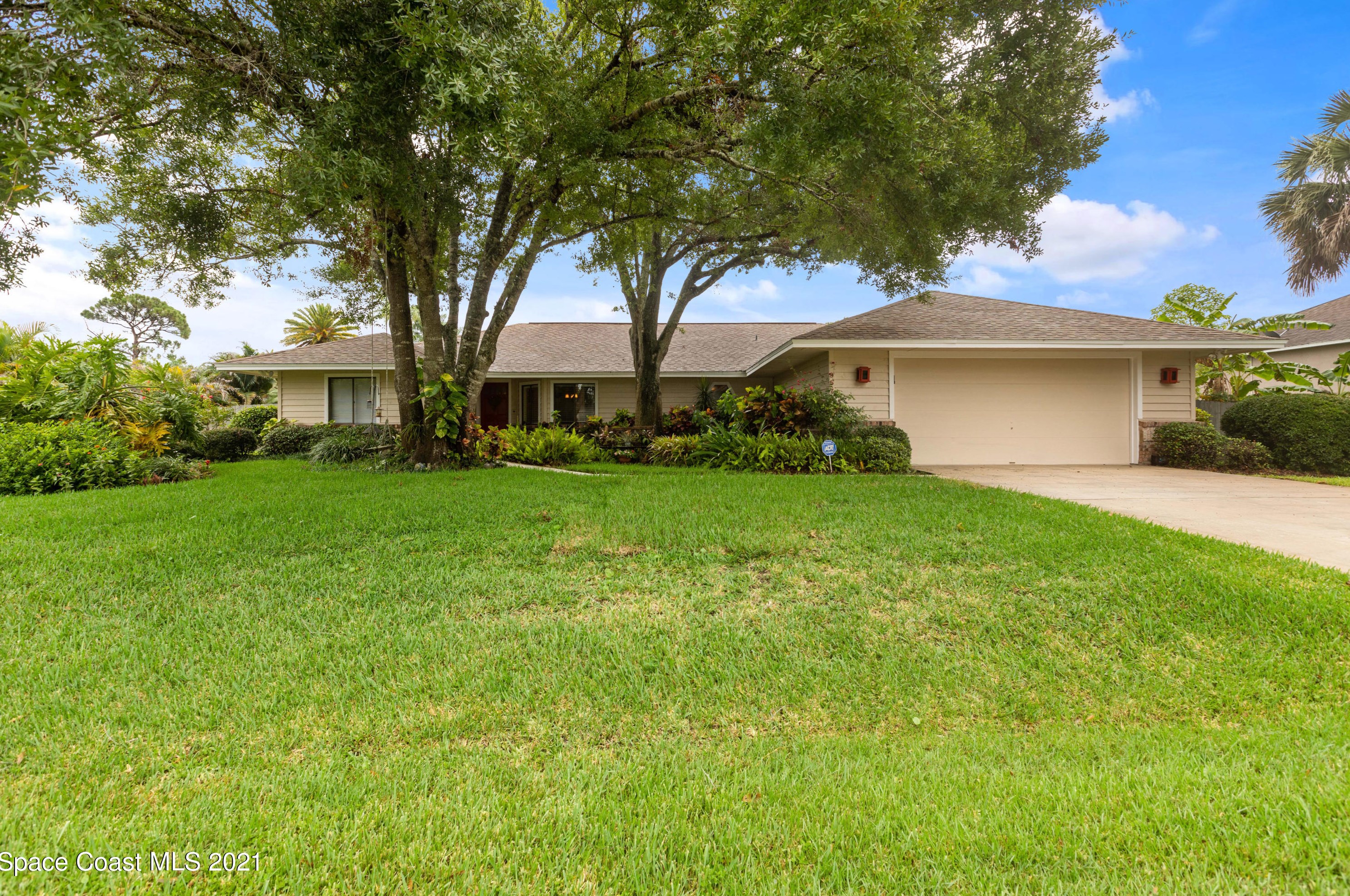 957 Pellam Ave, Melbourne, FL 32907-1234