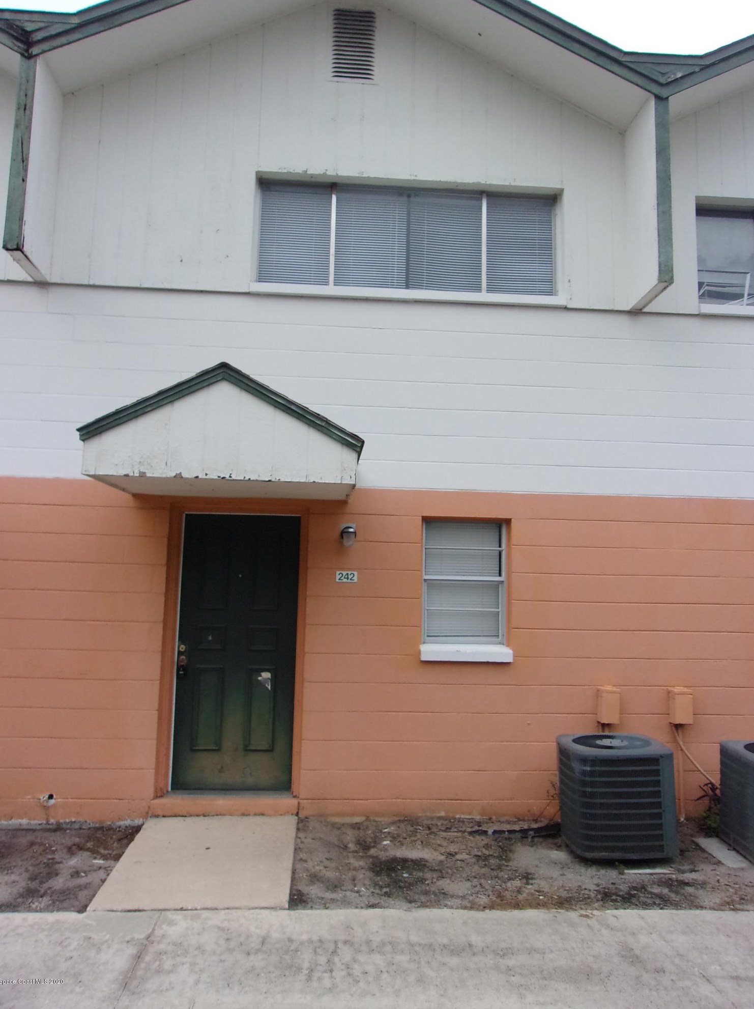 1711 Dixon Blvd #242, Cocoa, FL 32922