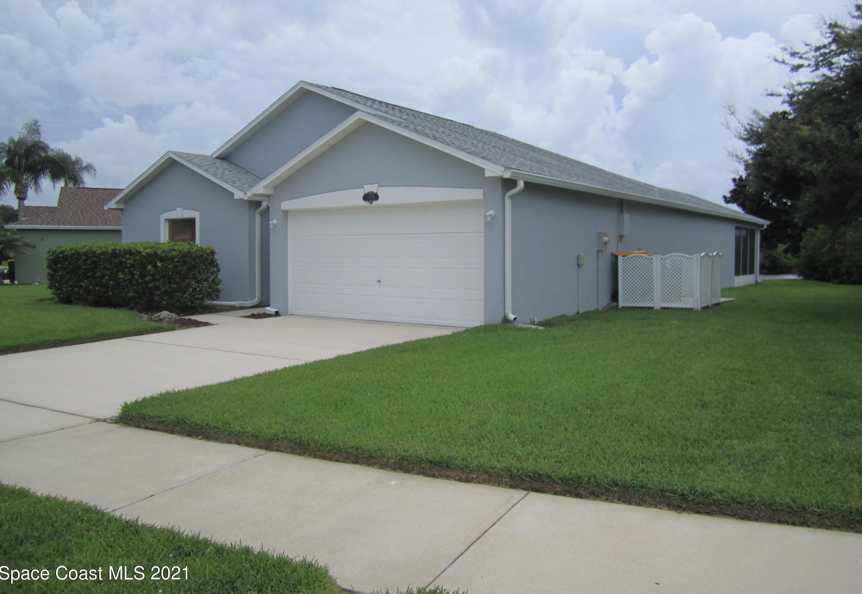2024 Bayhill Dr, Melbourne, FL 32940-6304