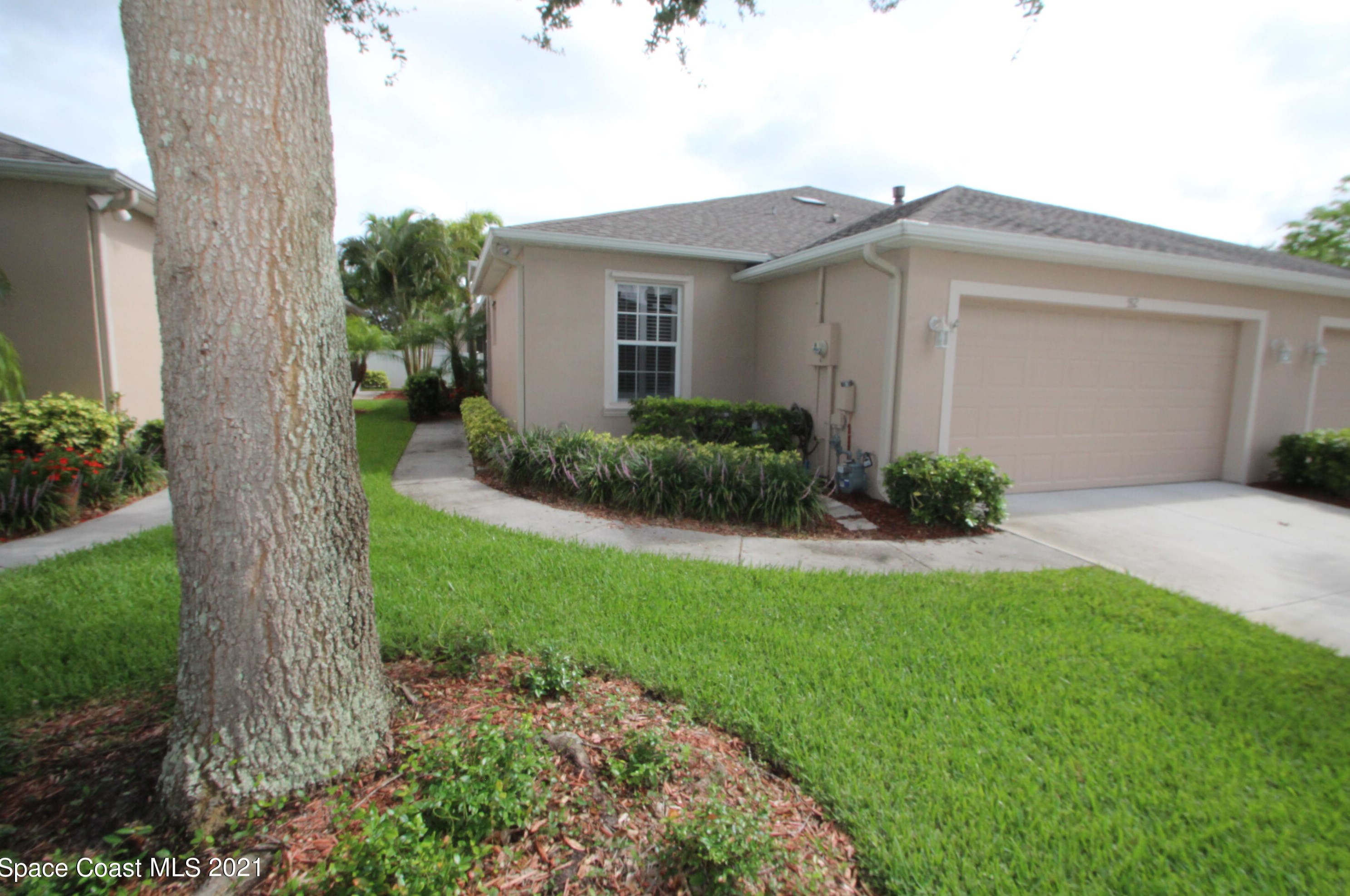 552 Ping Pl, Melbourne, FL 32909-8604