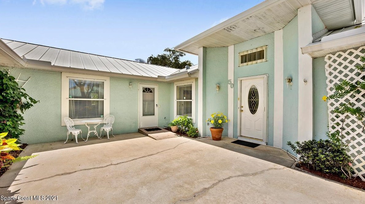 50 Sunset Dr, Sebastian, FL 32958