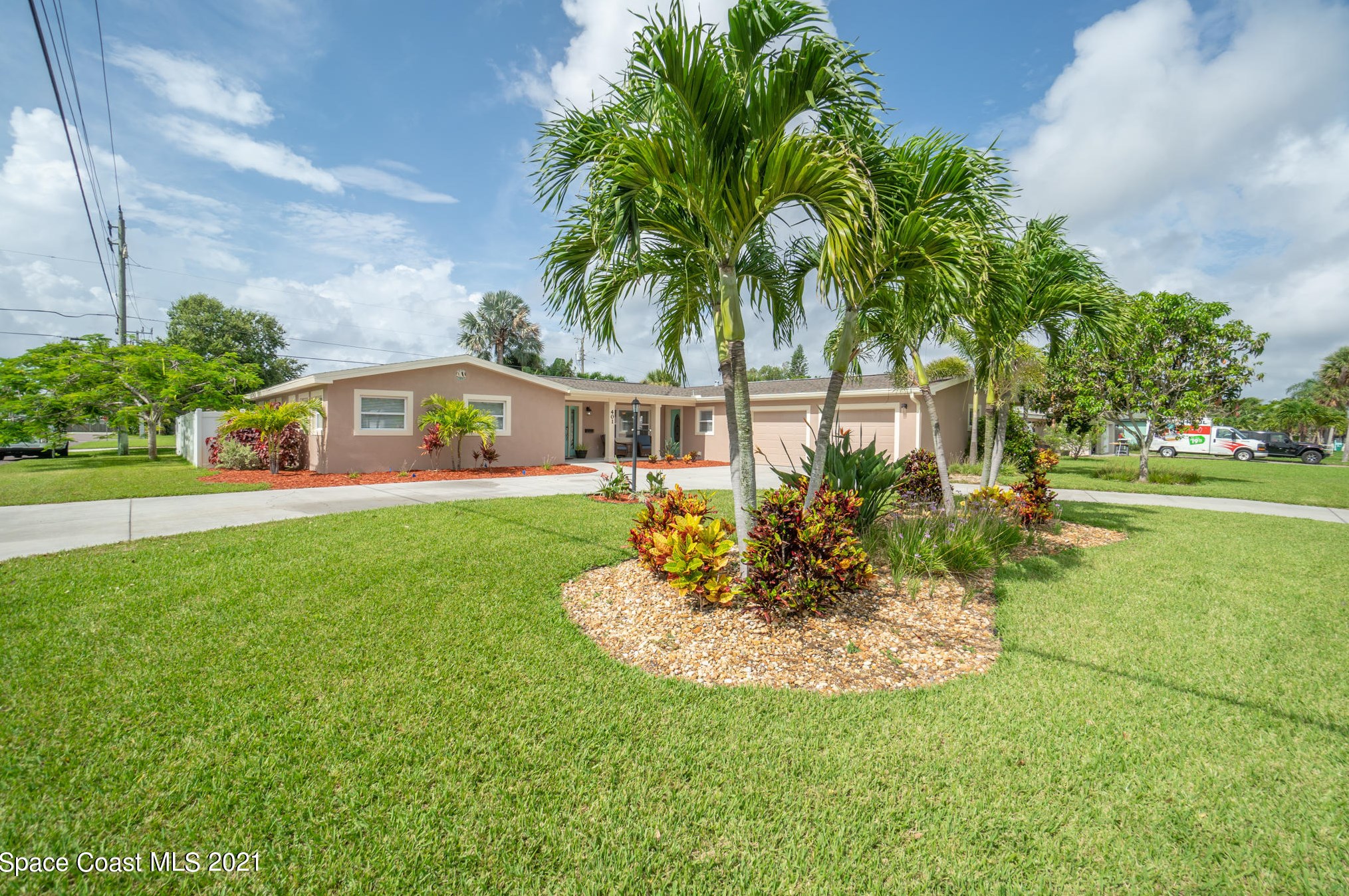 401 Norwood Ave, Melbourne, FL 32937-3158