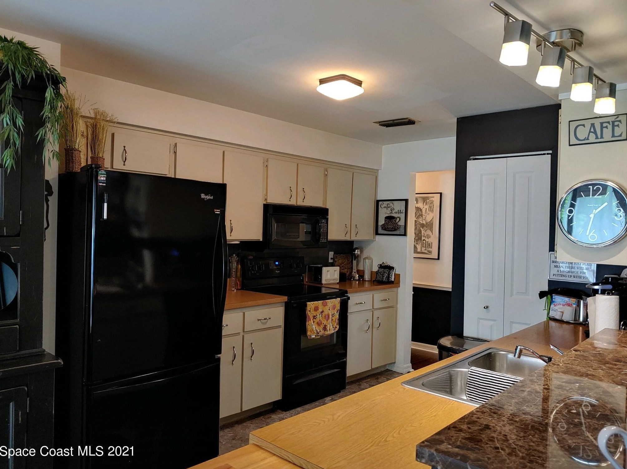 796 Emerson Dr, Melbourne FL  32909-3772 exterior
