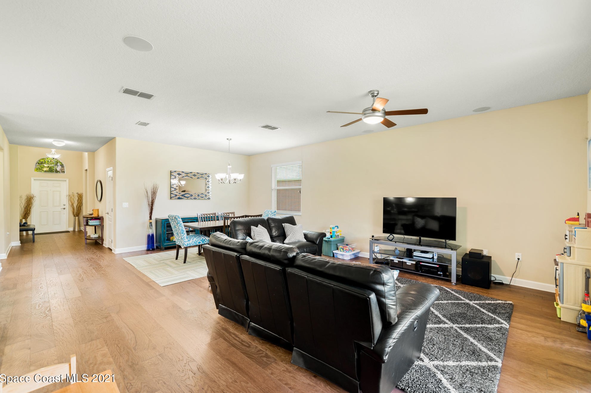 6024 Trieda Dr, Melbourne, FL 32940-8070
