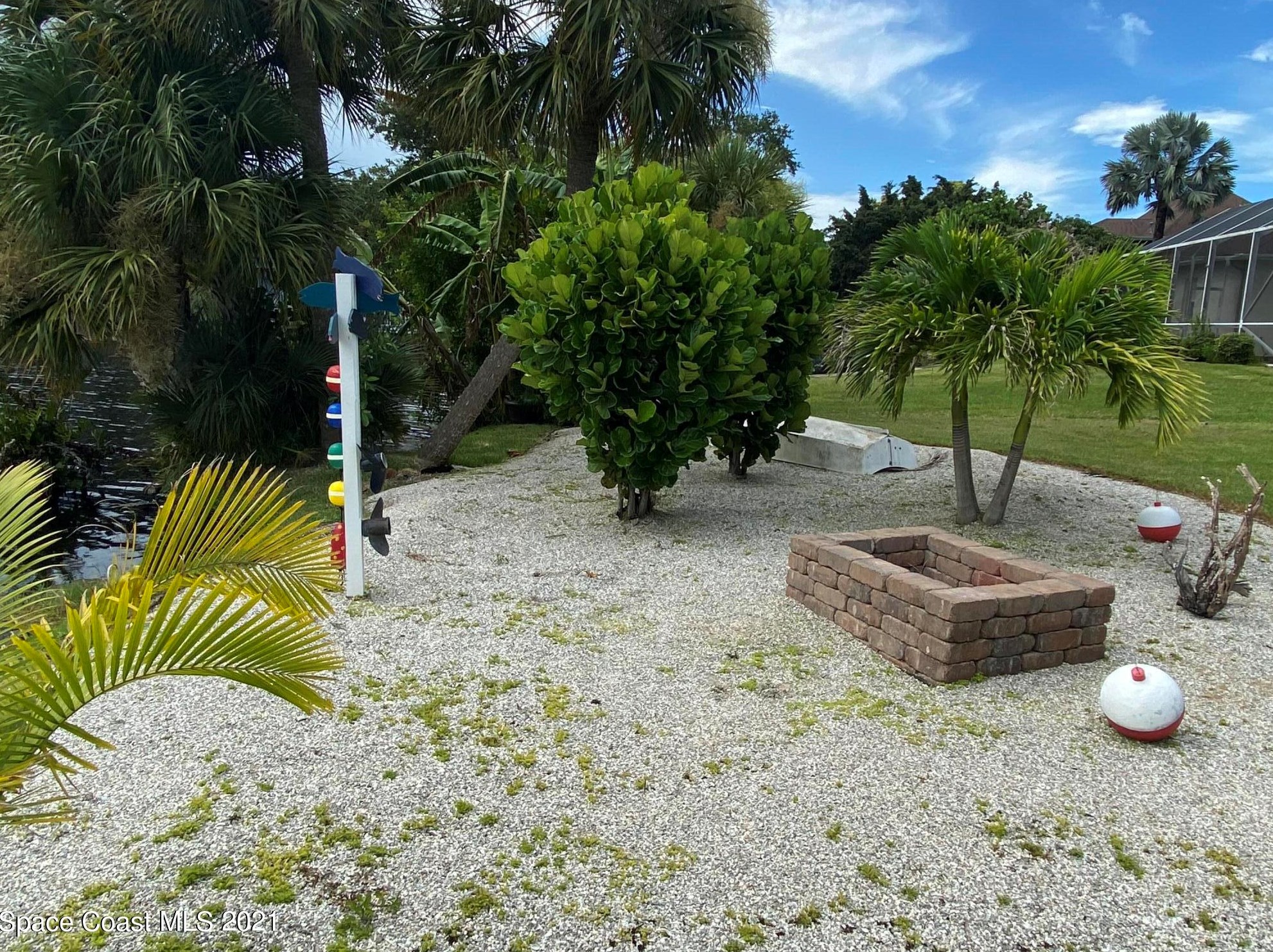 4785 Navaho Trl, Merritt Island FL  32953-7825 exterior