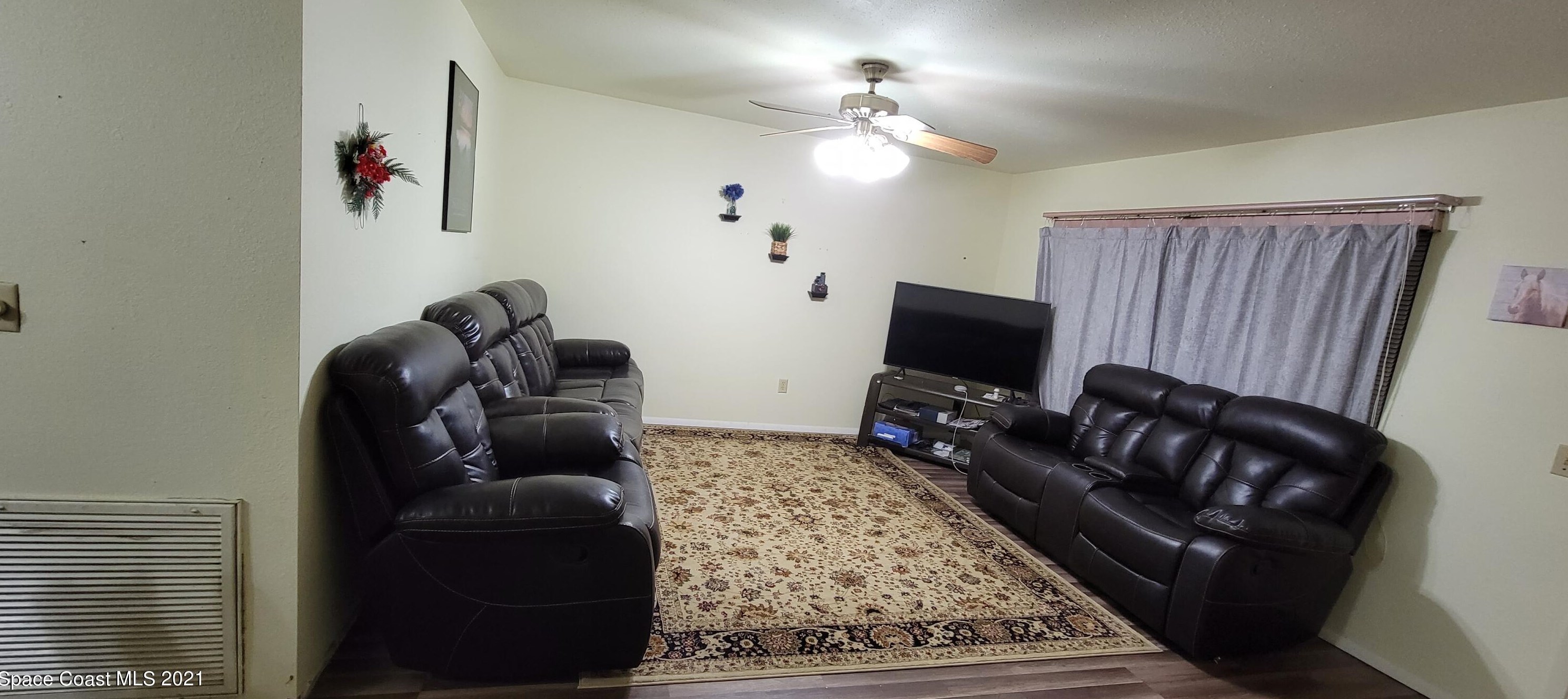 1287 Mariposa Dr, Melbourne, FL 32905-3730