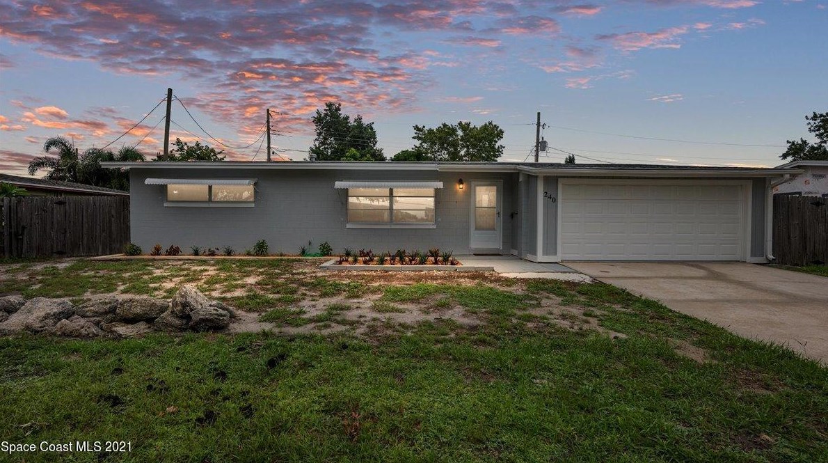240 Antigua Dr, Merritt Island, FL 32952