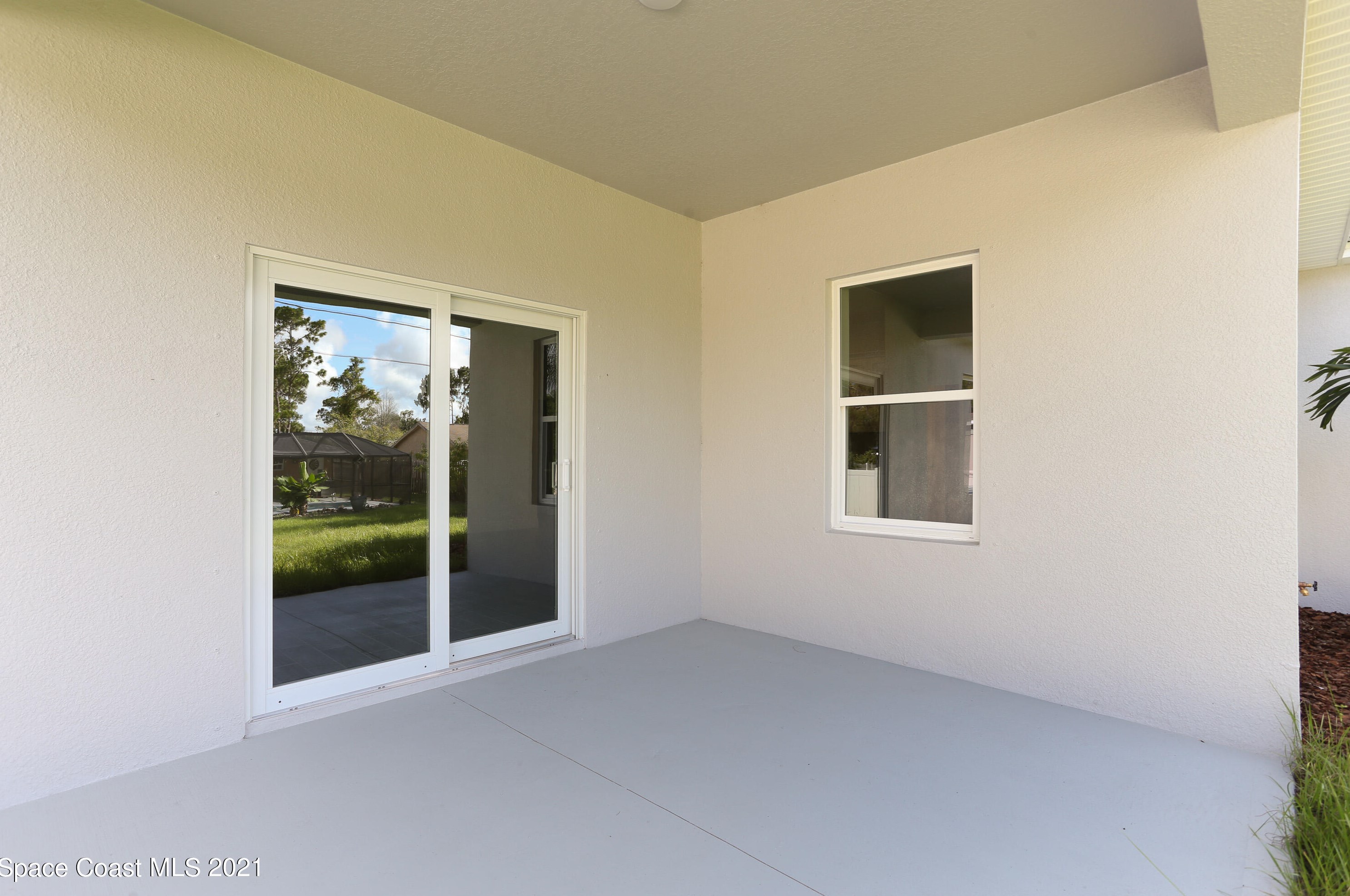 1646 Painter St, Melbourne FL 32909-5654 exterior