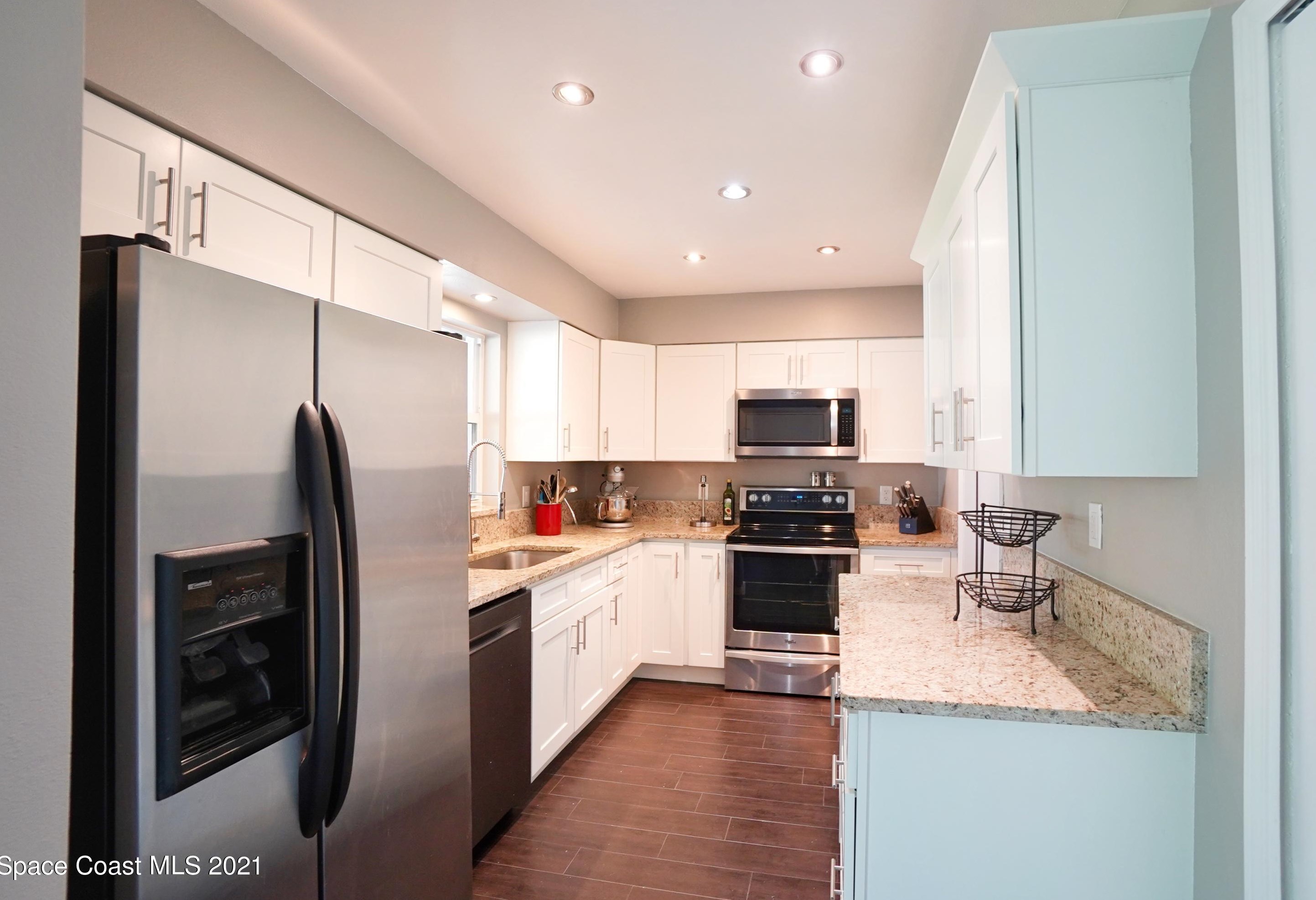 520 Parker Rd, Melbourne, FL 32904-7422