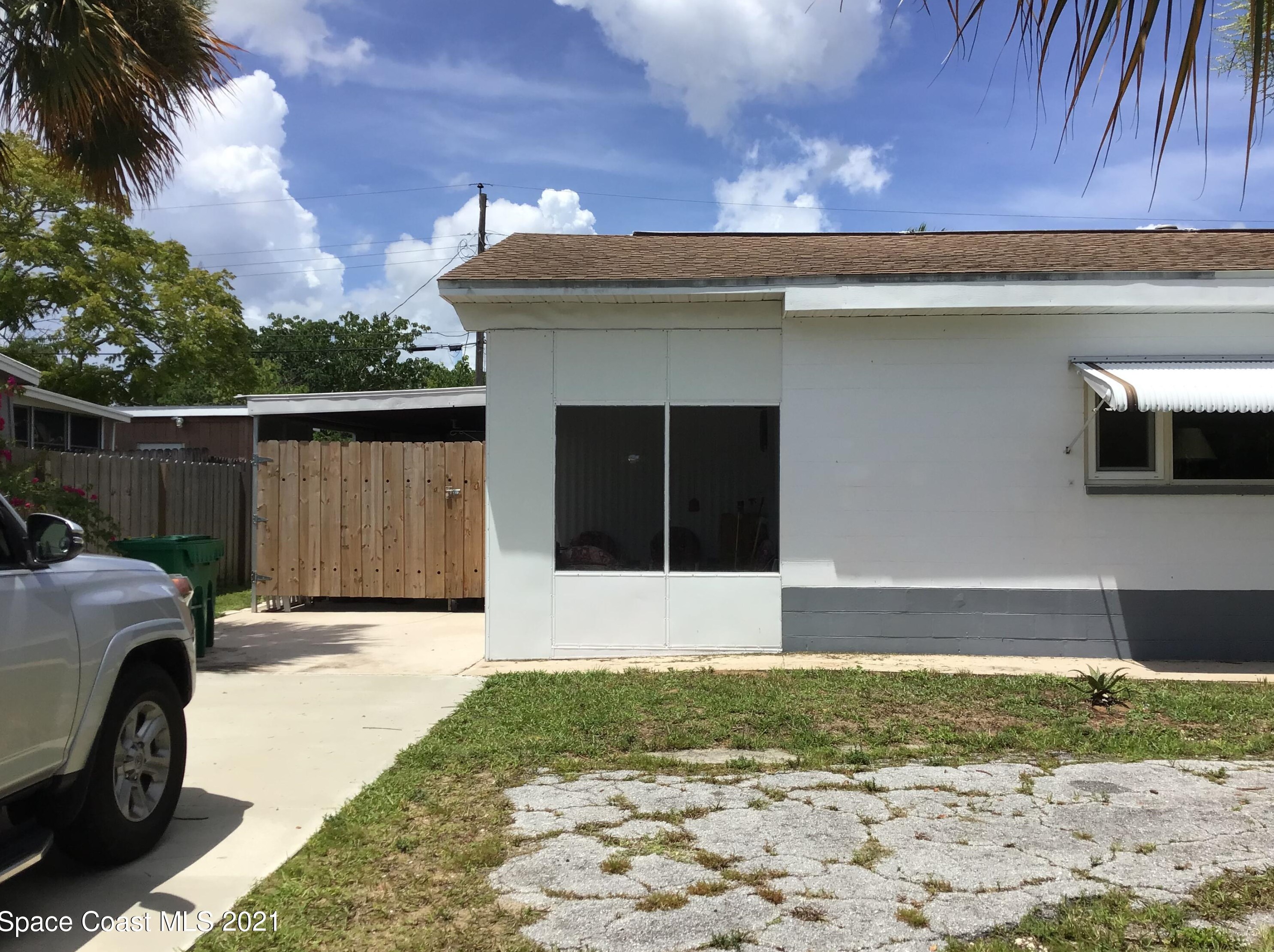 6887 Aster Dr, Cocoa, FL 32927