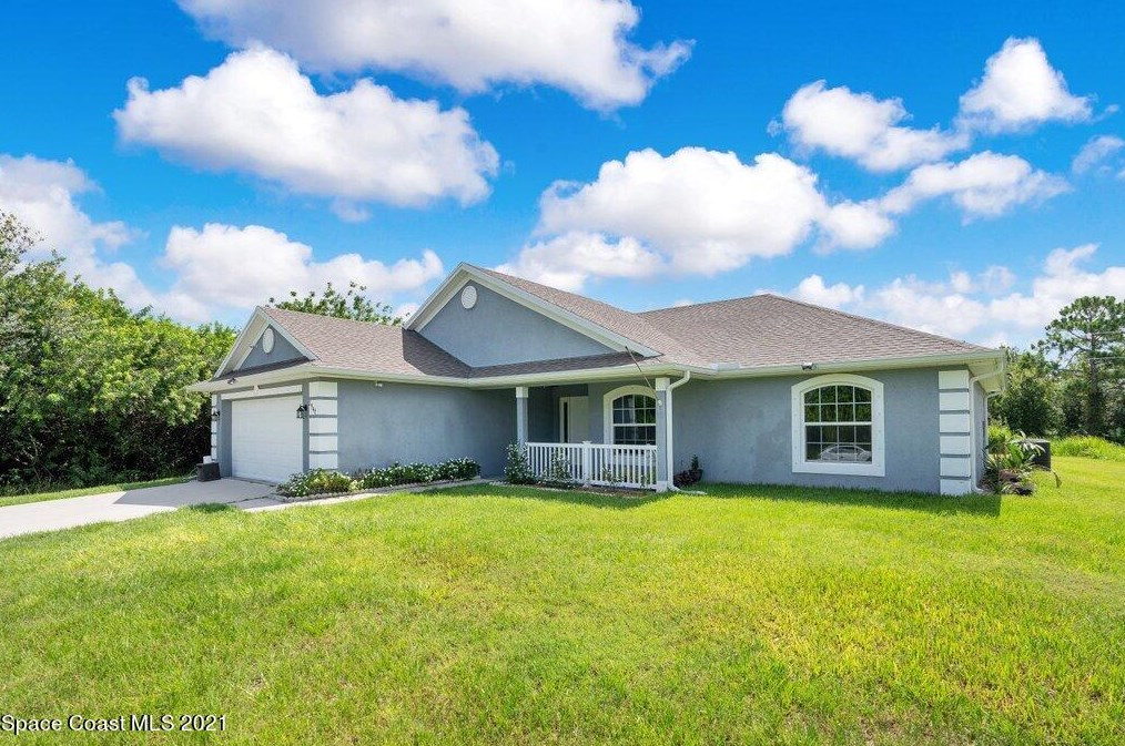 2947 Derby Ave, Melbourne, FL 32909-7648