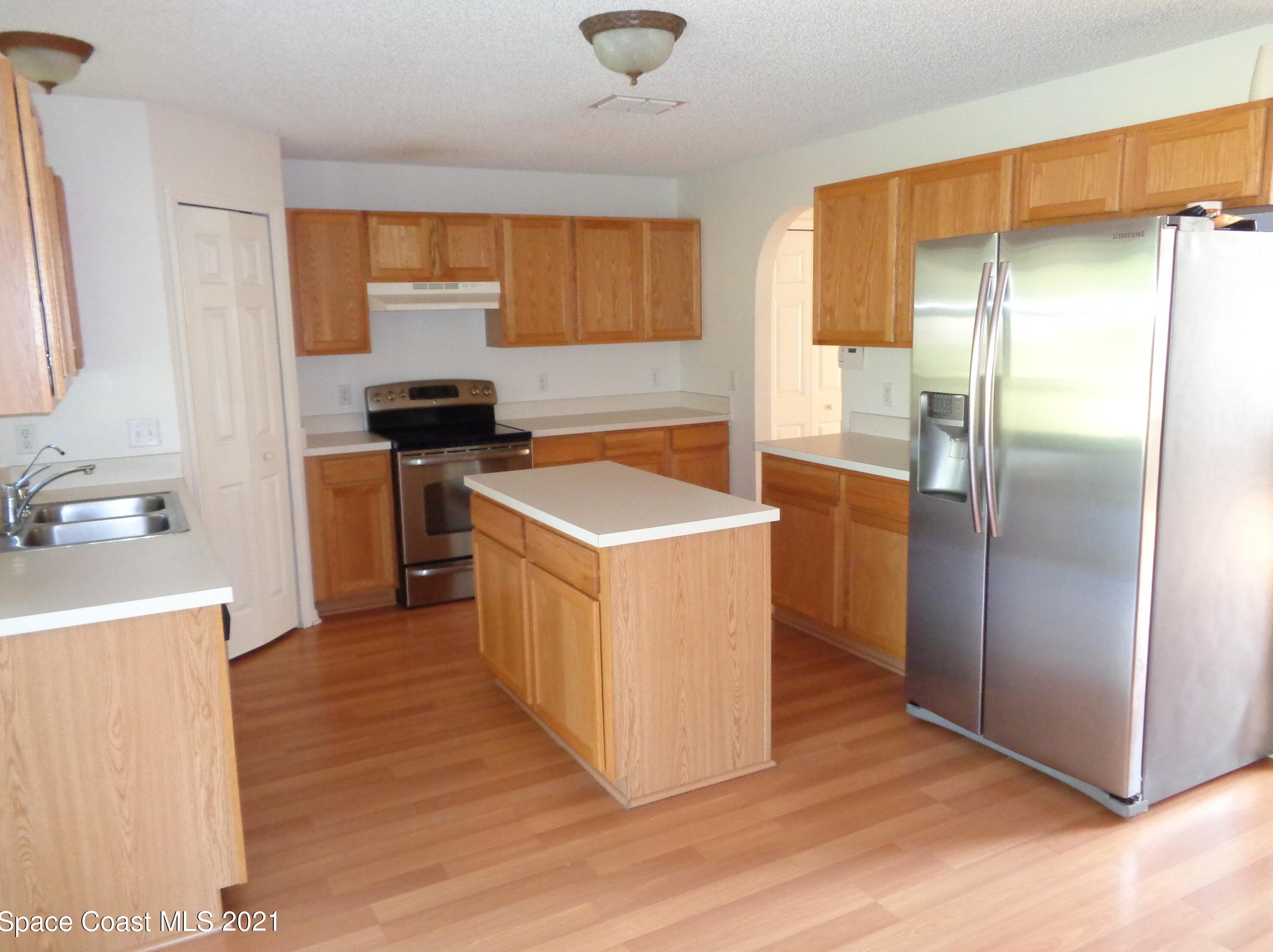 1156 Camas Ave Nw, Melbourne, FL 32907