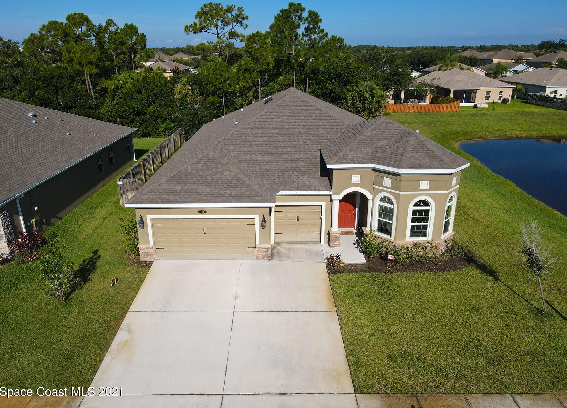 2152 Lune Ct, Melbourne, FL 32904-7344
